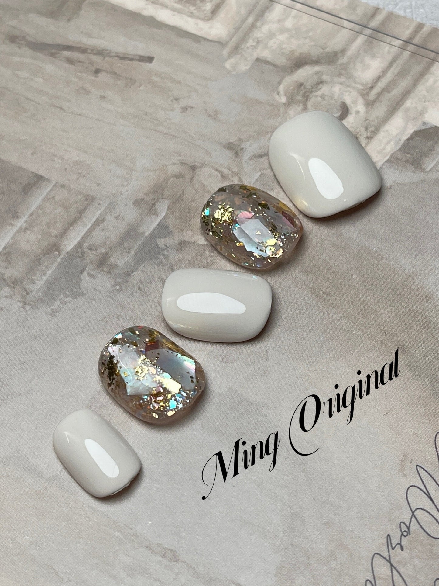 Gemstone gold tone vivid shine Acrylic & press on nails, holographic Aurora shell glitter gel nail, luxurious jewel nail , jelly fake nail