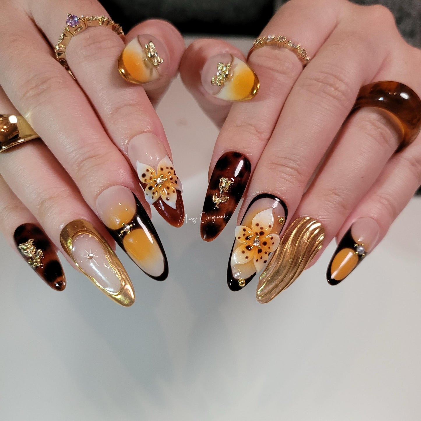 Golden Autumn Tortoise and flower press on Nail, fall , gold rose floral decor, 3d  flower chrome glue on nail, Holiday Gifts for Her, MO356
