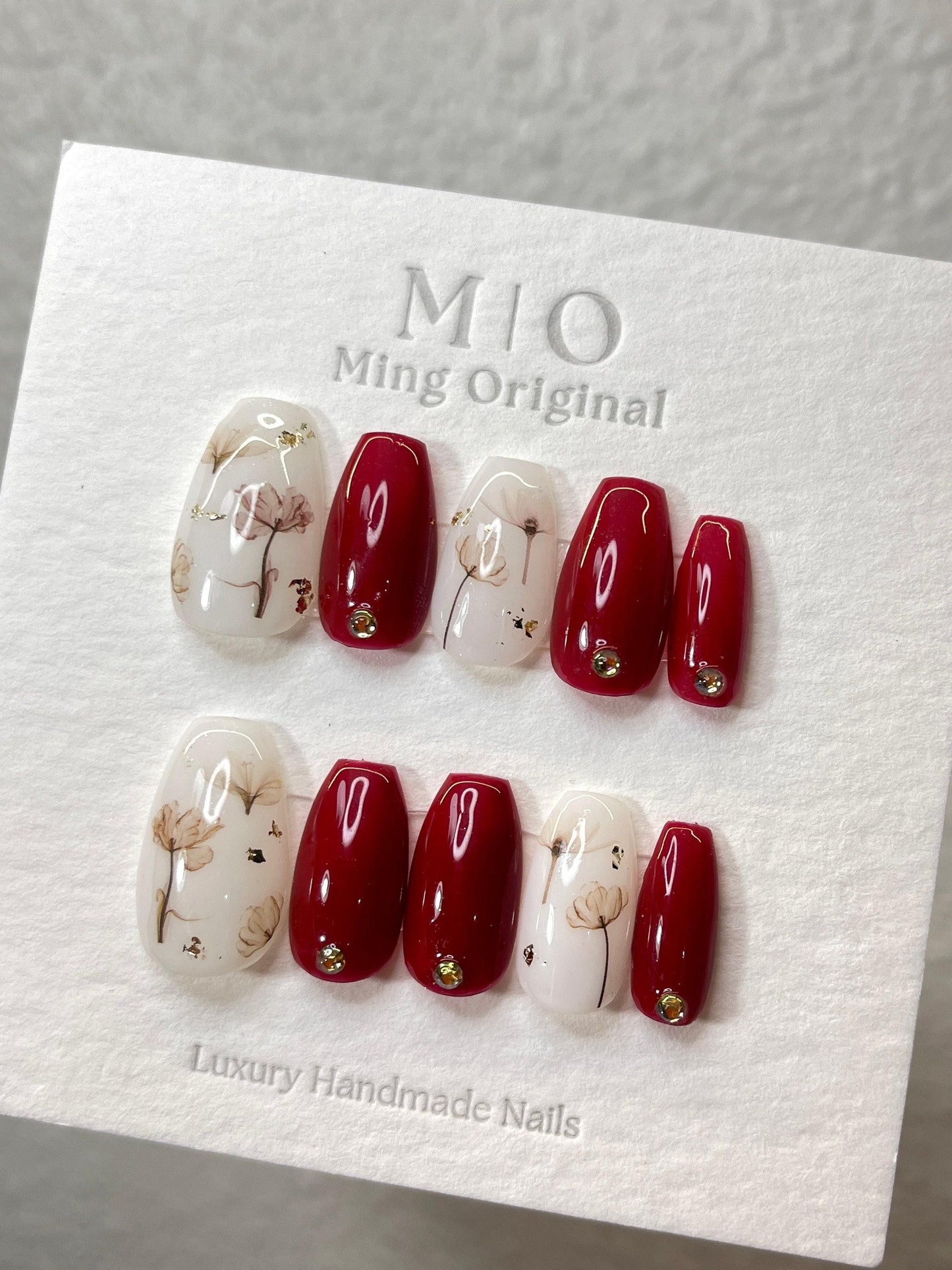 Reusable glittery red flower nail art, Premium Press on Nails, Fake Nails, Nail Artist Faux Nails, Handmade Gel Nails, Jelly Nails