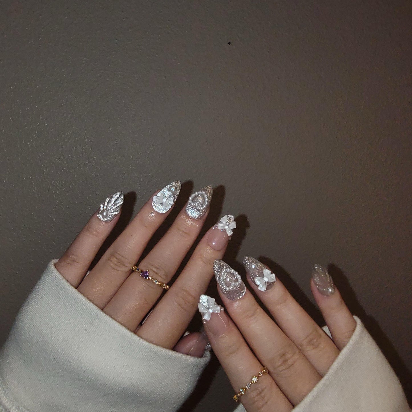 Silver cat eye with bow coquette Press on Nails, French Tip, pearls nail, Jelly Nails, birthday holiday gift for her, MO300