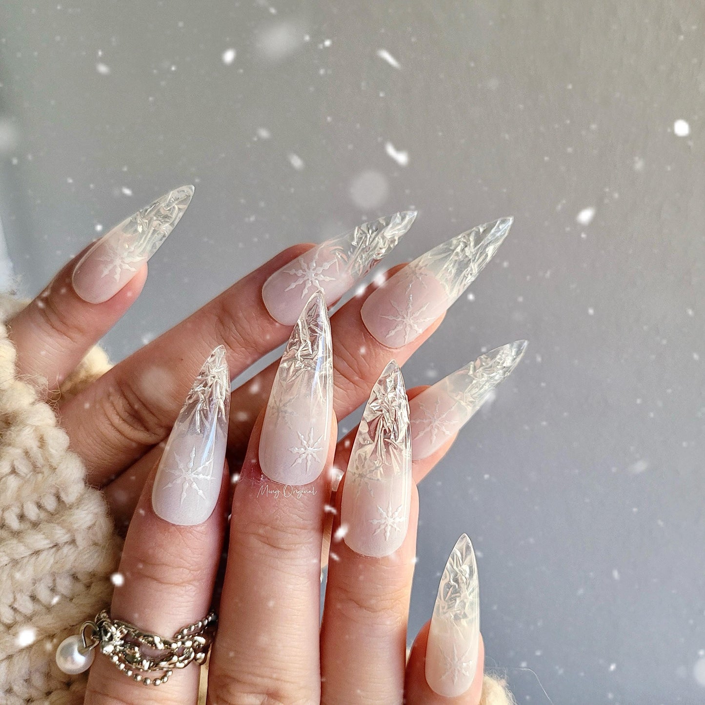 White Christmas Icey tip Press on Nails, snowflake crystal broken glass winter handmade Nails, snow white ombre clear tip Jelly Nails, MO285