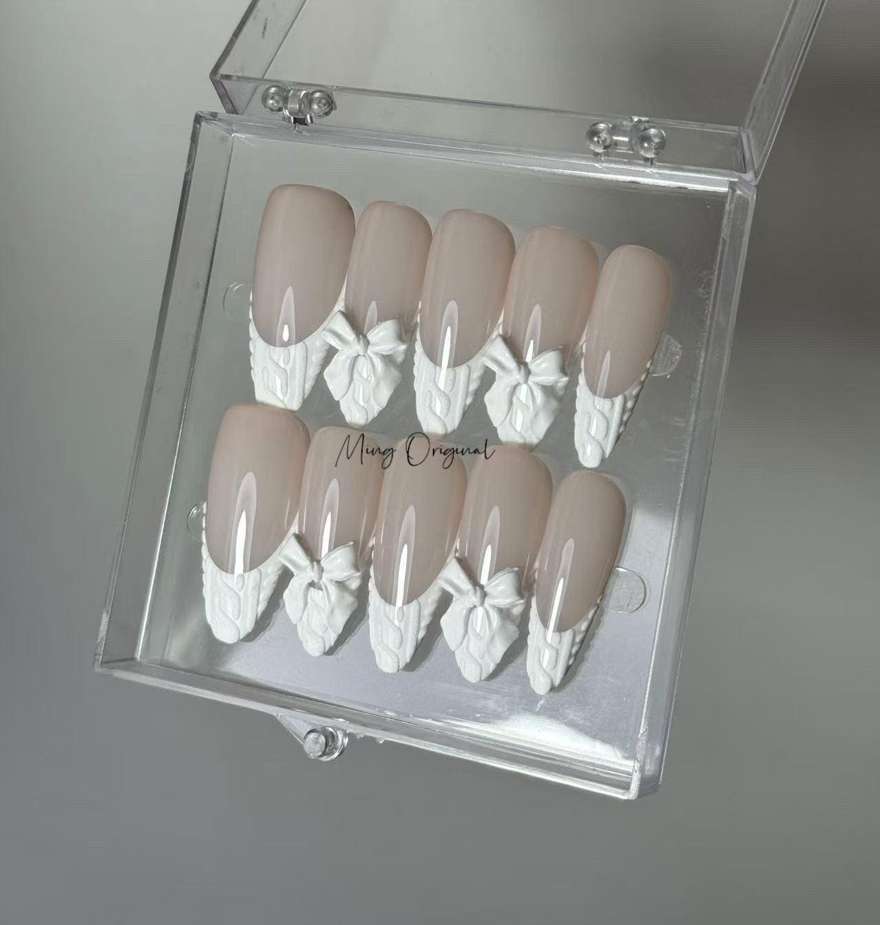 Winter snow white sweater press on Nail, bow coquette French tip nails, glue on nail, Holiday Fake Nails, Gifts for Her, MO381