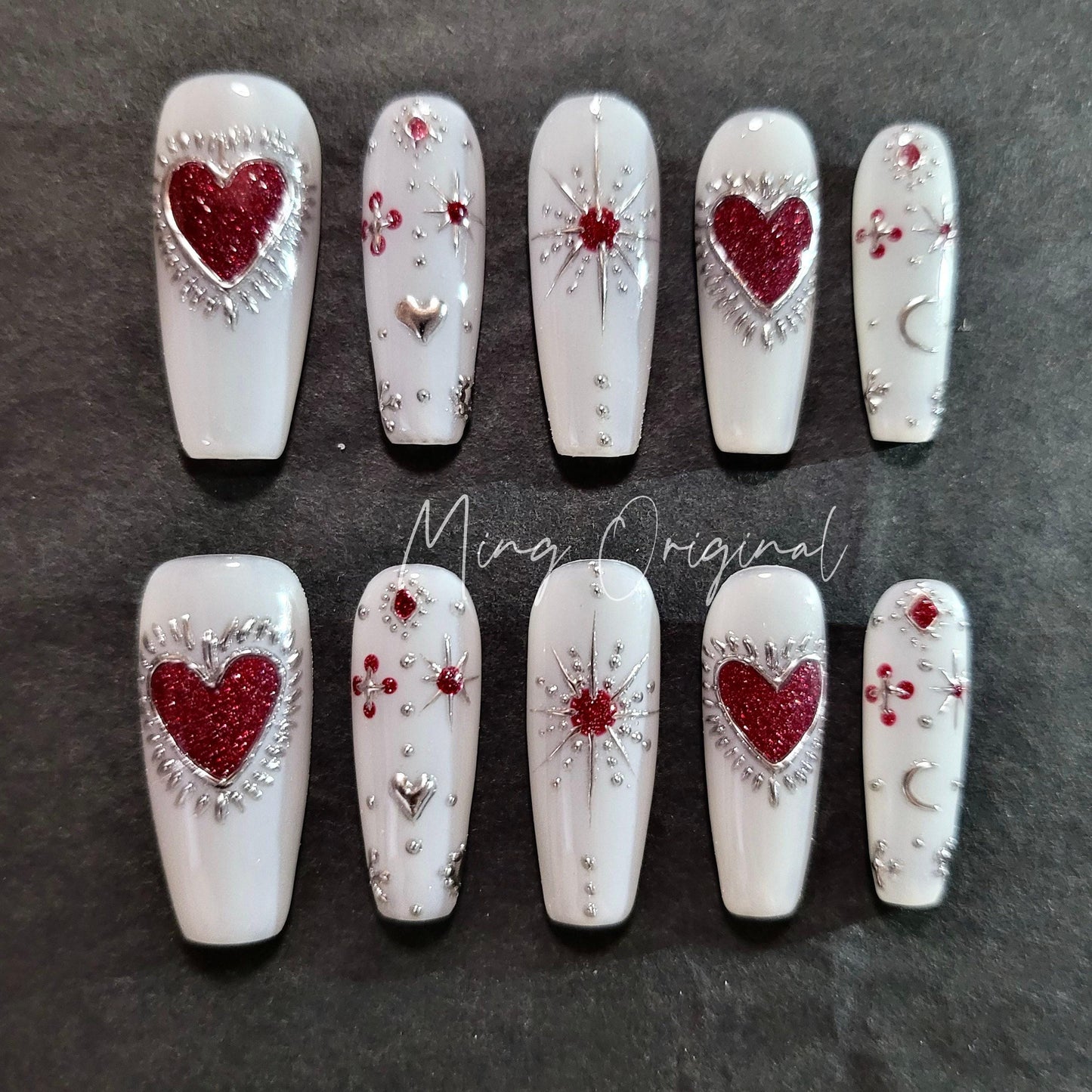 Milky white Silver Glittery heart chrome Press on Nails, hand painted free style heart handmade Nails, vintage style