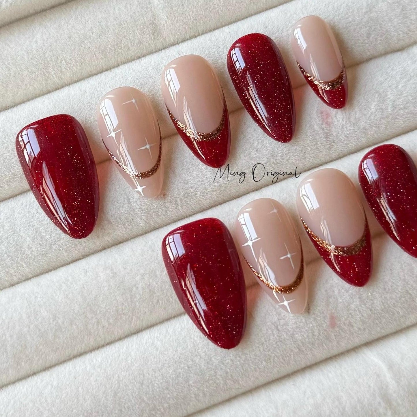 New Year Gold Minimalist Royal Red press on nail, reflective sparkling french tip nails, glue on nail,Christmas birthday gift for her, MO393