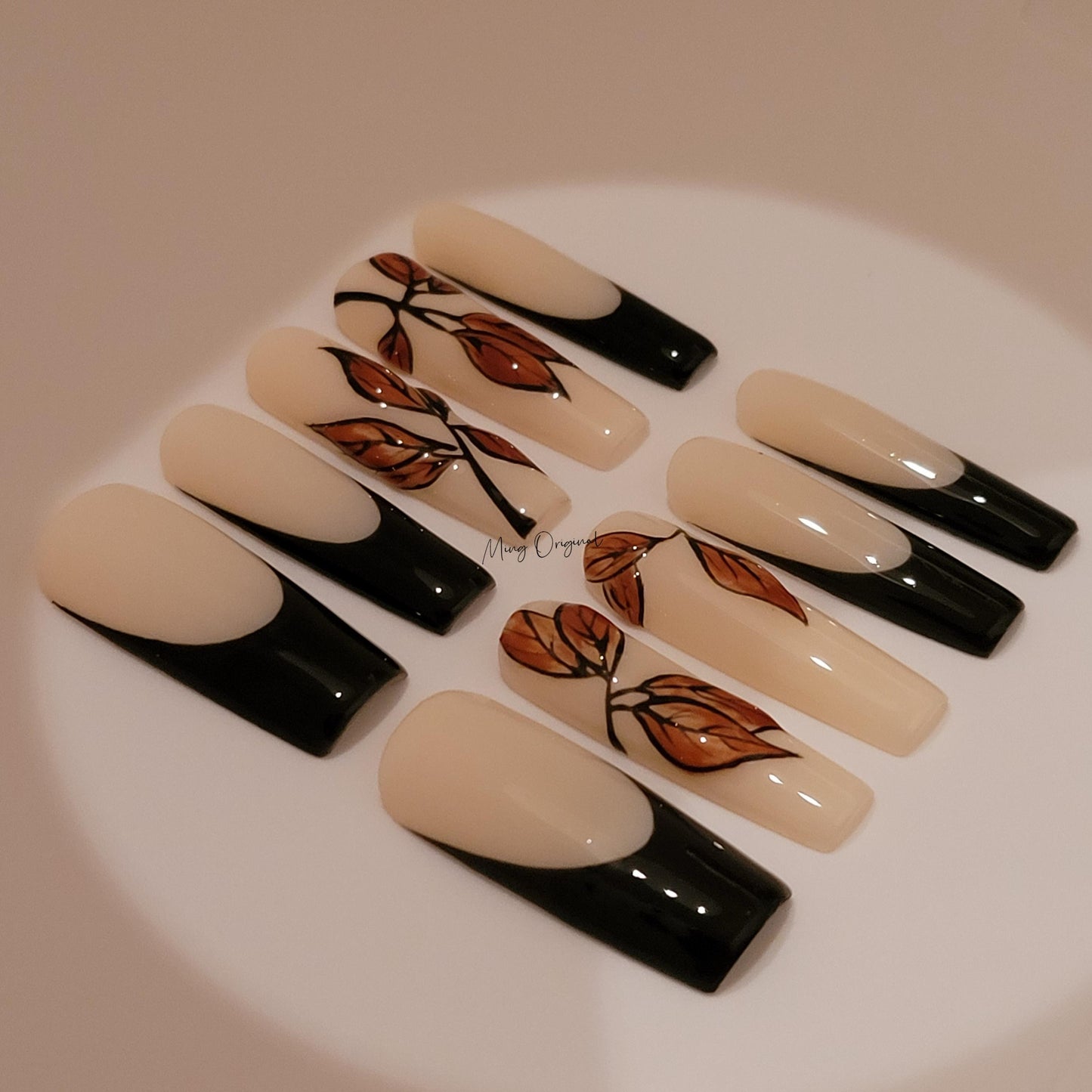 Autumn leaf Nail press on, black French and realistic leaf art nail, Luxury Handmade Nails, glue on nail, gift for her, MO405