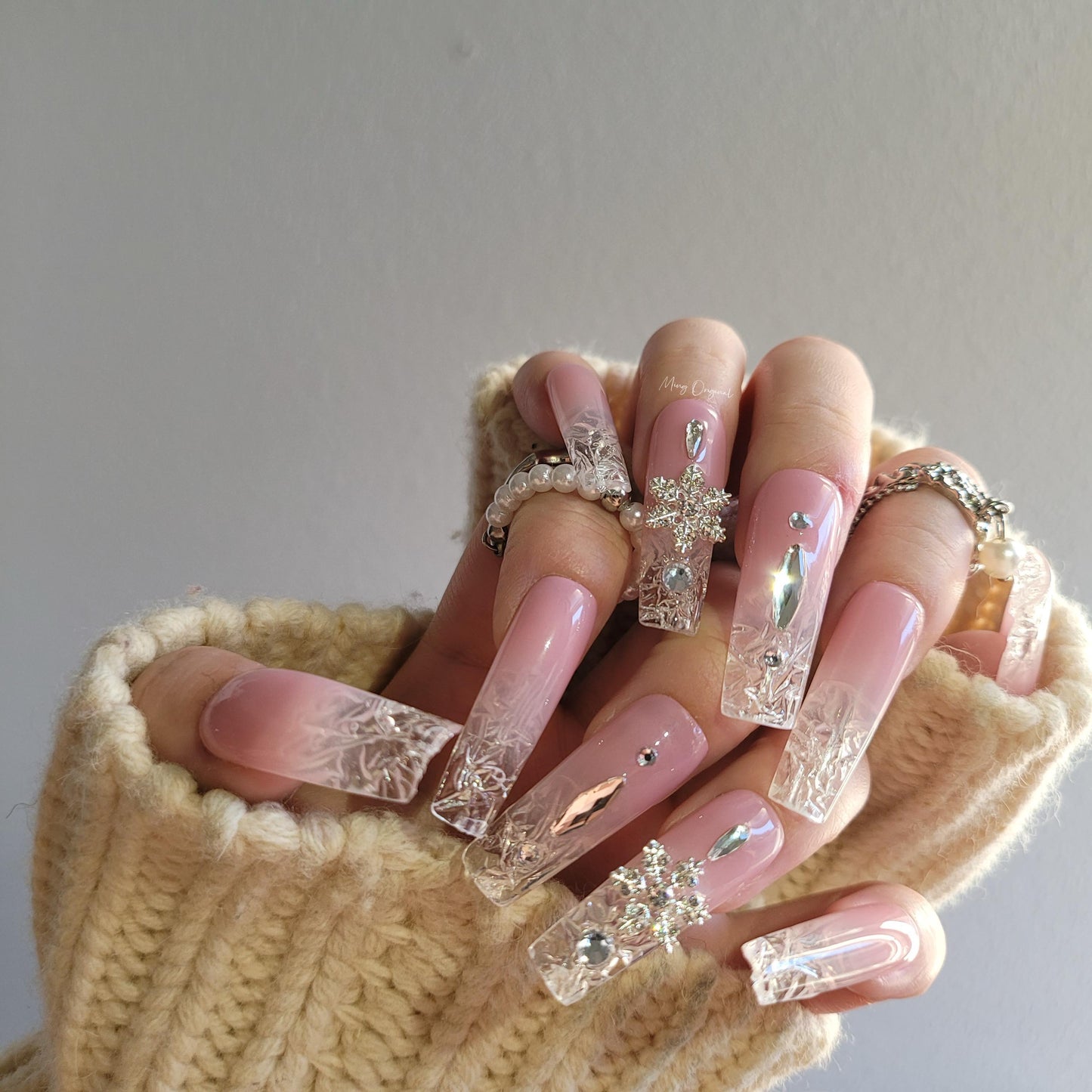 Christmas Icey tip Press on Nails, snowflake crystal broken glass winter handmade Nails, pink clear tip Jelly Nails, MO280