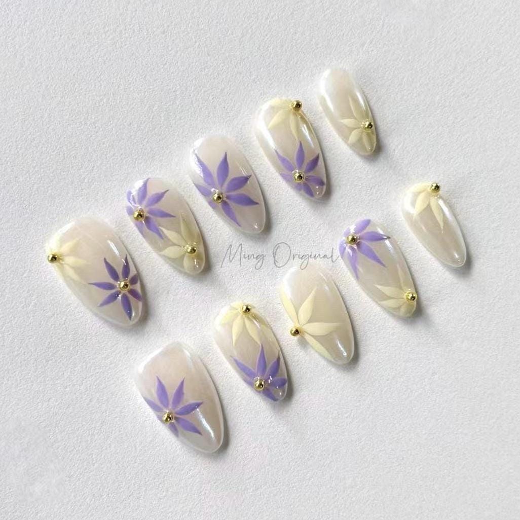 Elegant Pastel Color Daisy Flower Press on Nails, Hand Painted Cute Purple Yellow Flower and Pearlescent summer nail, gift for her,MO466