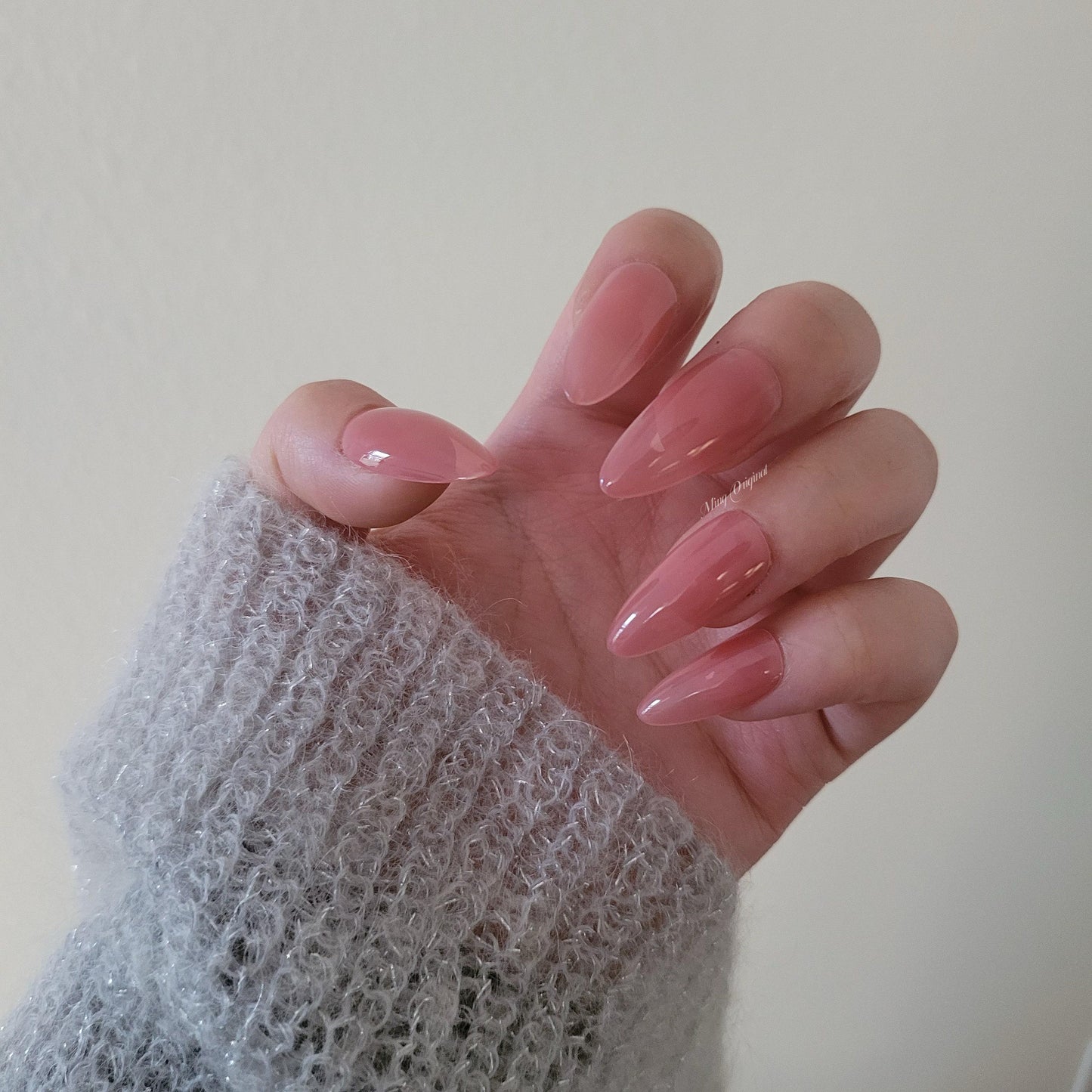 Da Rosie | Sheer pink press on nails, sheer color, semitransparent, glue on nails, reuse nails, jelly fake nail. 95TS009