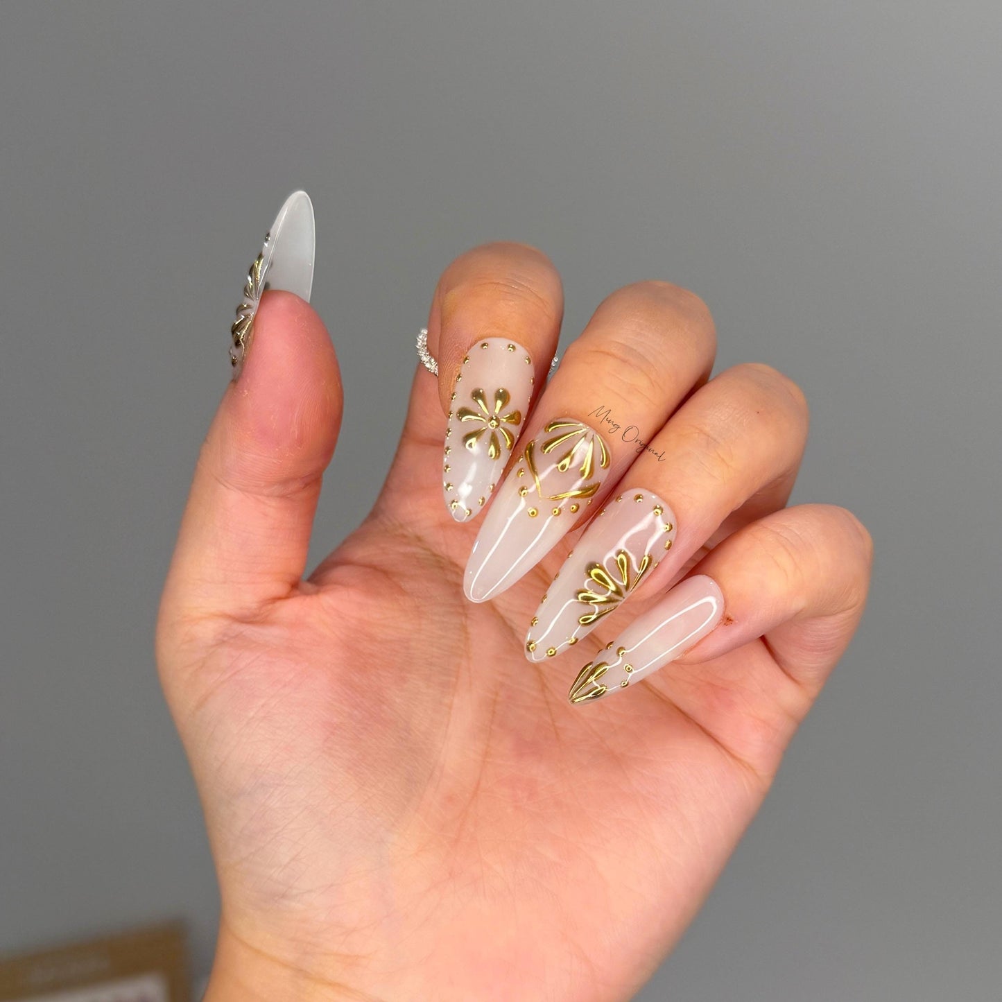 Milky white goddess 3d Chrome gold press on nails, Everyday nail,boho handmade art nail, wedding bridal nail,  gift for her, MO425