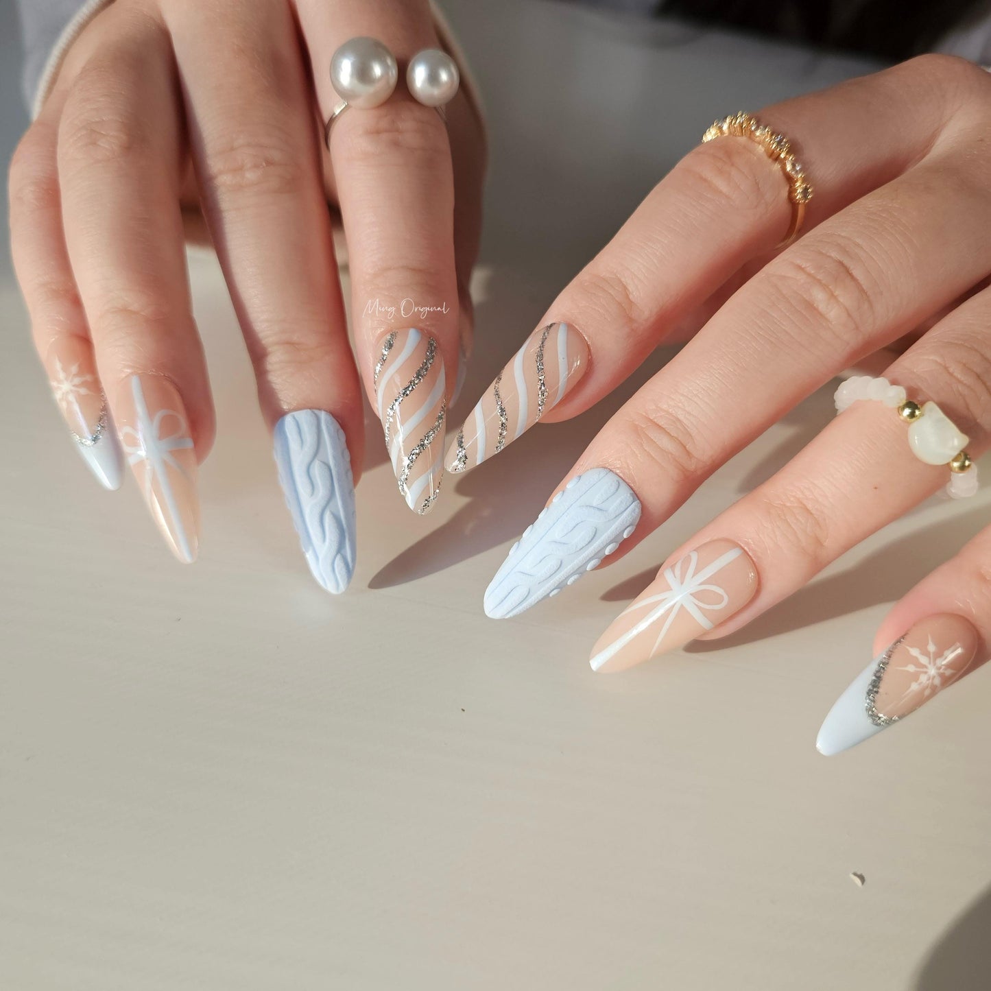 Blue Christmas sweater Press on Nails, snowflake winter handmade Nails, French tip diamond reflective glitter Jelly Nails, MO303