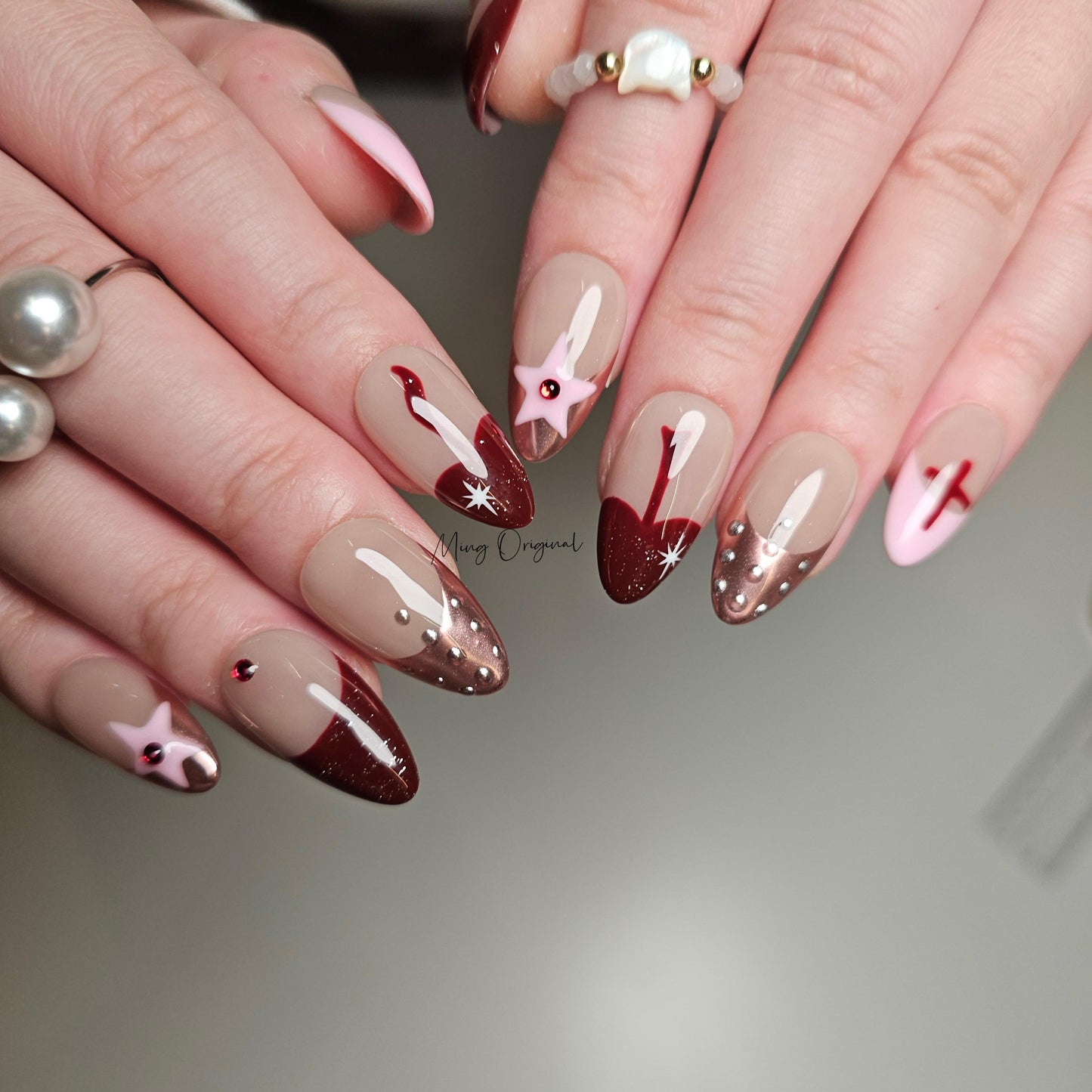 Christmas vibe cute mushroom and Star Press on Nails, pink chrome free style french tip glue on Nails, birthday holiday gift for her, MO316