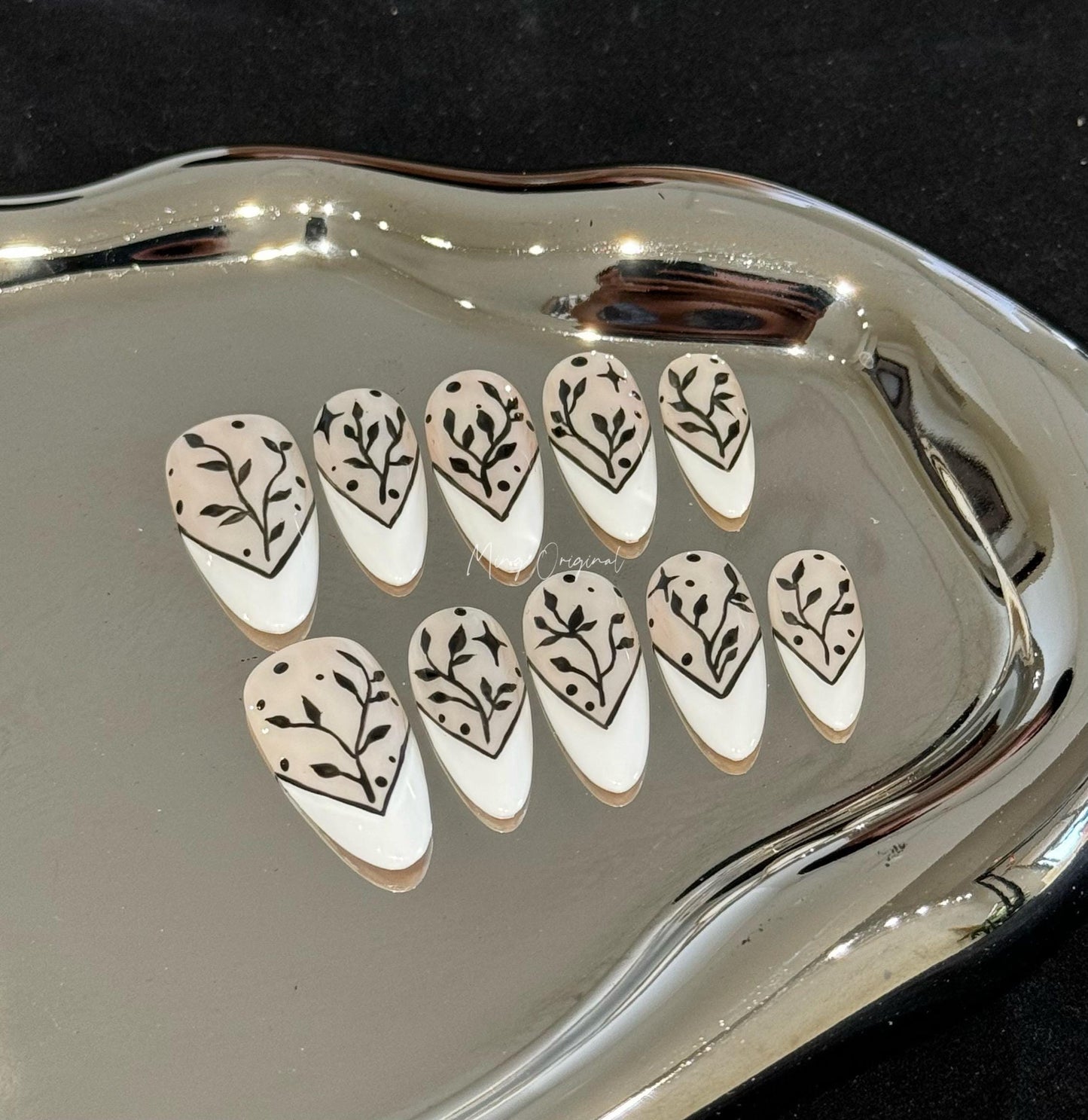 Black Leaf Artistic French Tip Nail , witchy handpainted press on nails, Holiday Fake Nails, Gifts for Her