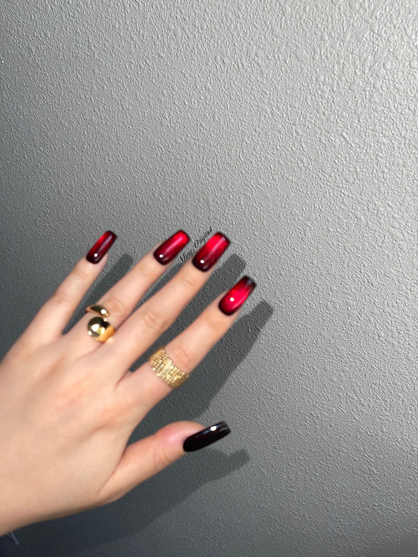 Da Vampire| red cat eye press on nails, black nails, reuse nails, jelly fake nail, glitter shine gel nail