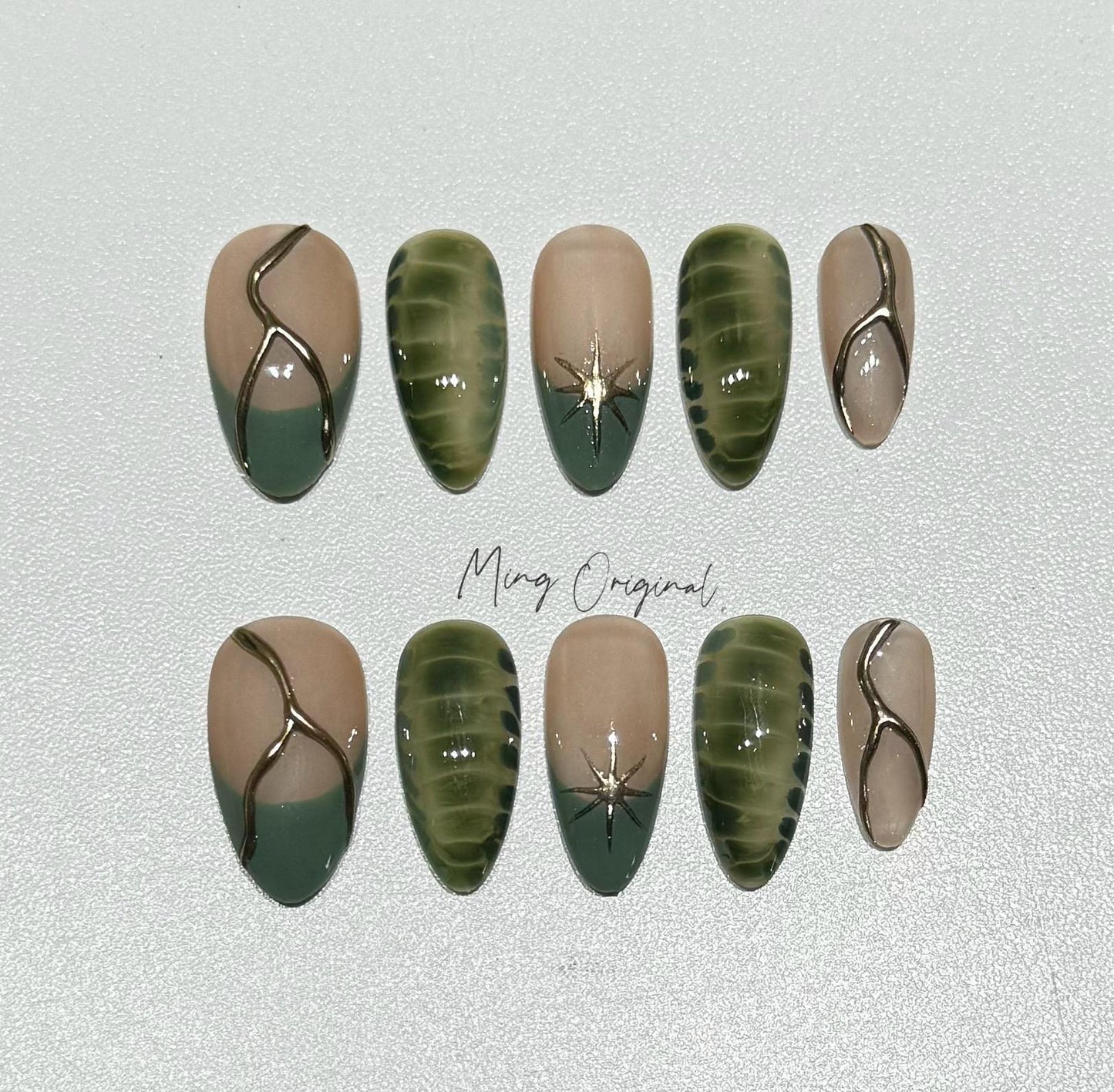 Green Croc skin snake skin design, Y2K chic French Tip press on nails, chrome star reusable nail, jelly fake nail, gift for her