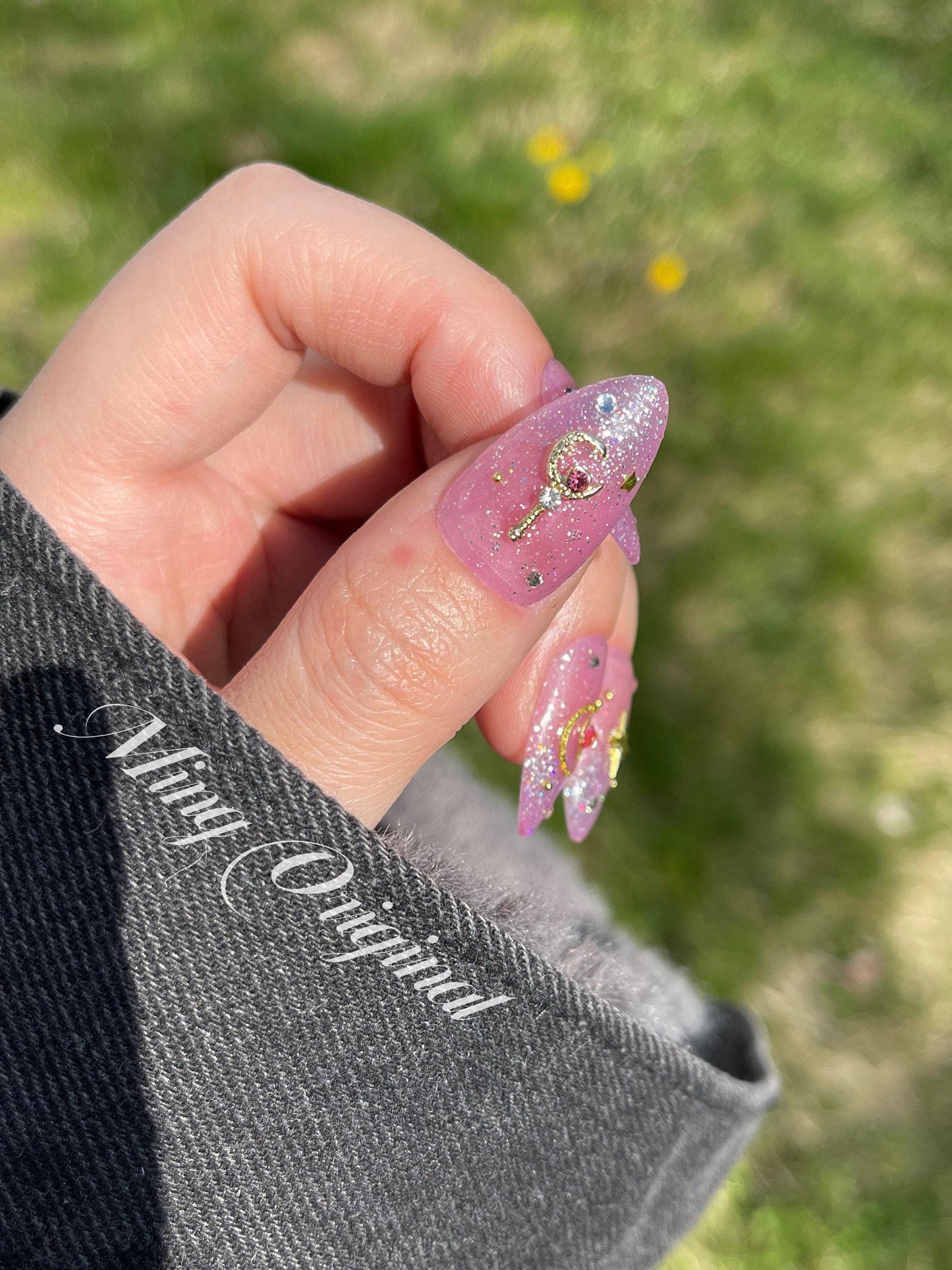 Pink holographic Glitter Sailor moon opal press on nail, pink gemstone with gold charm Fake nails, star and moon Rhinestone handmade gel na