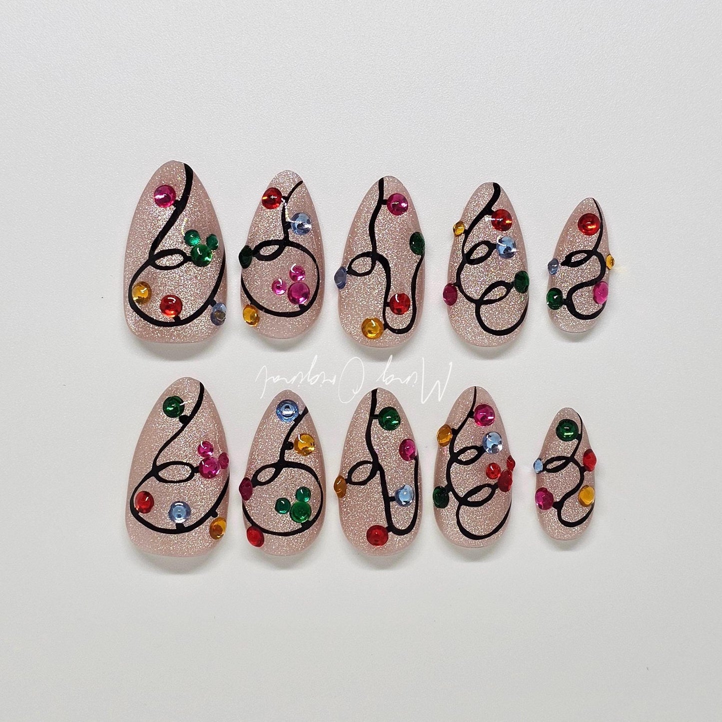 Christmas string lights rhinestone with mouse details press on nails, cat eye nail, jelly fake nail, New Year nail, Squiggly Line Nail