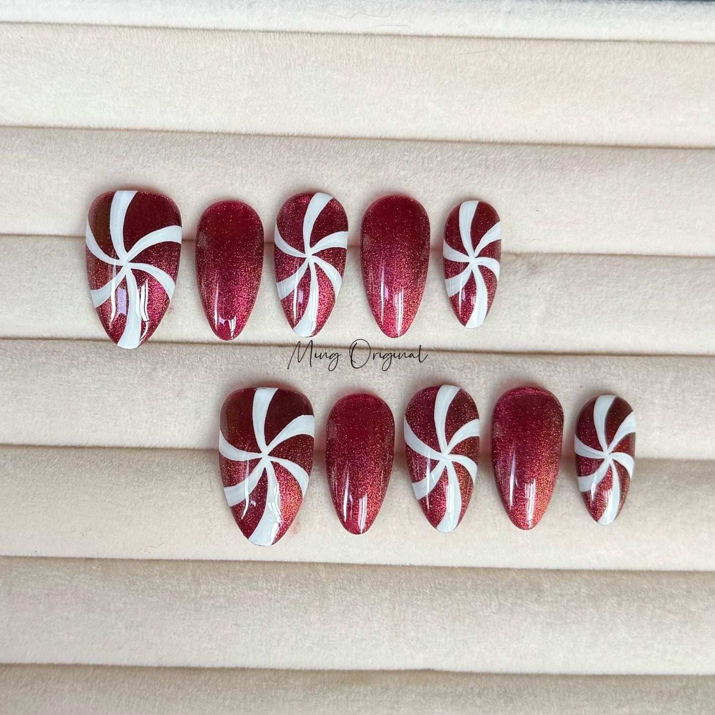 Festival candy cane cat eye press on Nail, red peppermint candy swirl nail, sparkling glue on nail, Xmas Gifts for Her, MO358