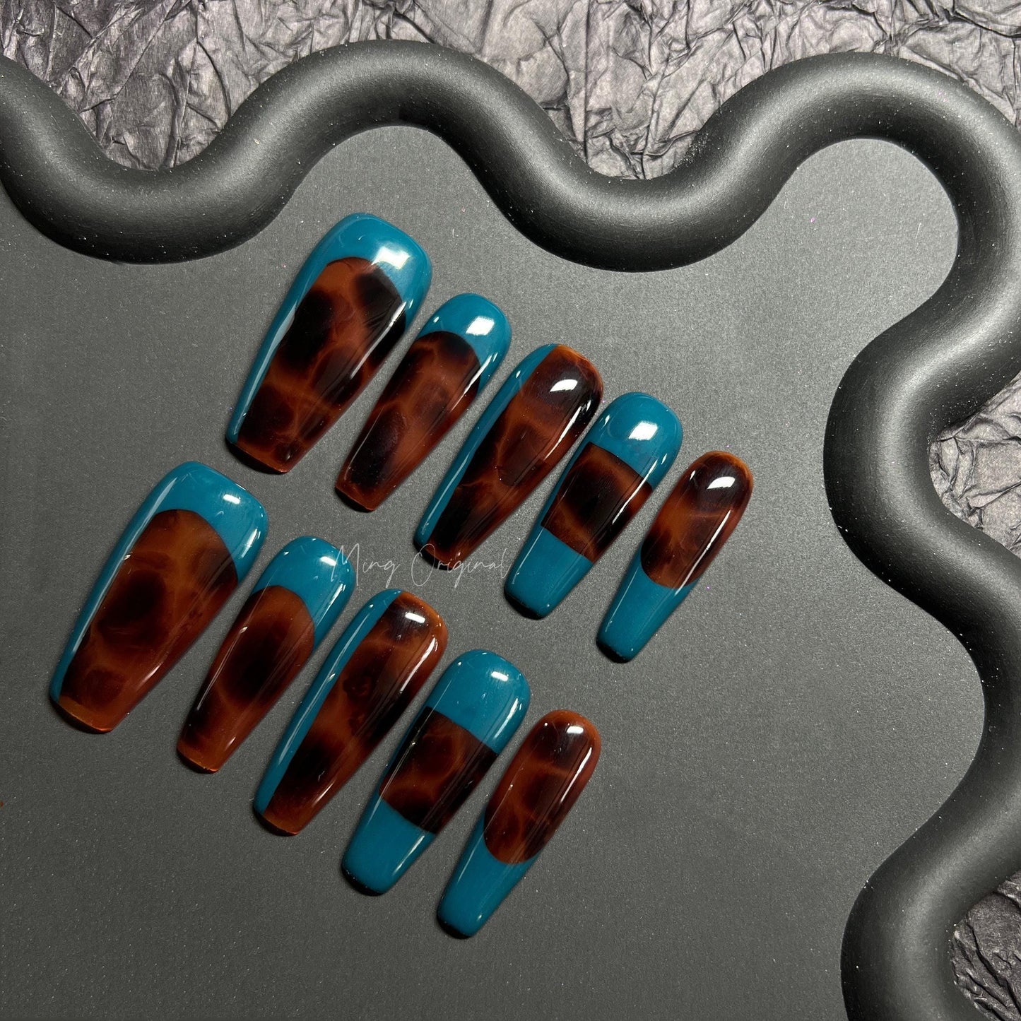 Tortoise Shell Amber water blooming Press on Nails, Blue Abstract handmade Nails, Jelly hand painted nail, fall winter nail