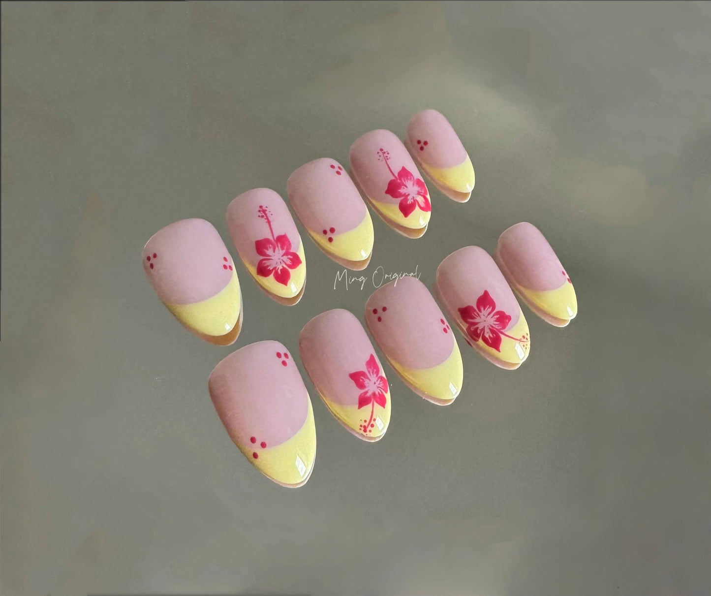 Yellow French tip Flower press on nails, Floral Nail, fake nail, false nail, gift for her