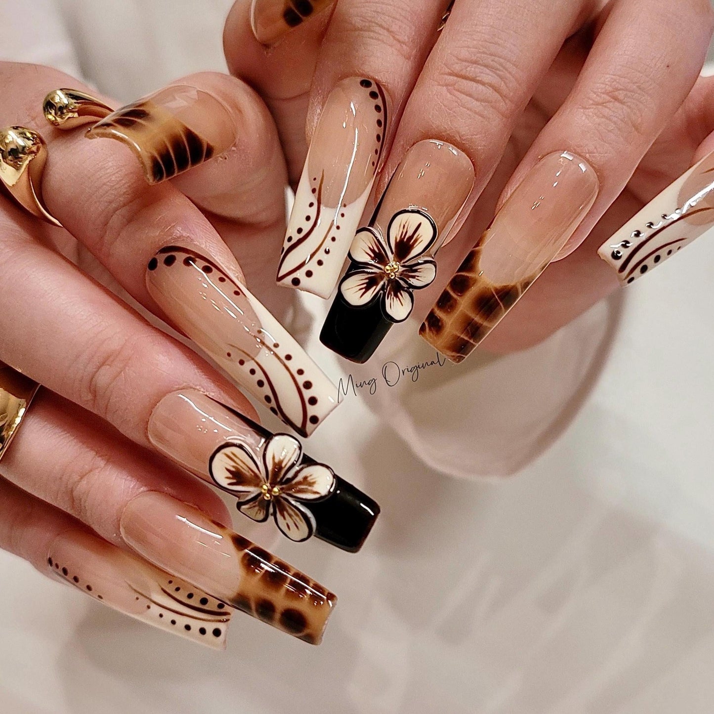Autumn flower Press on Nails, croc skin nail, animal print French tip minimalist winter nail,gift for her,MO376