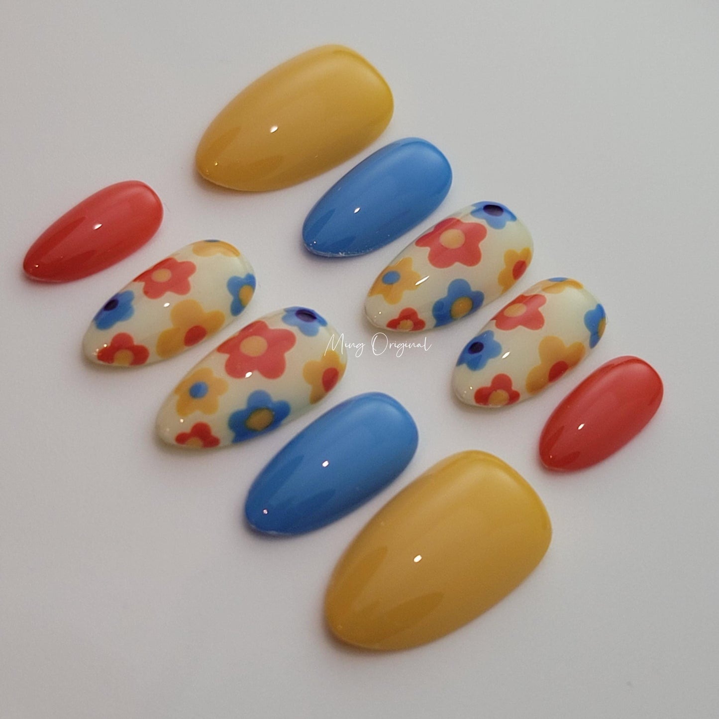 Vintage style little flower press on Nail, orange yellow blue flower glue on nail, Holiday Fake Nails, Christmas Gifts for Her, MO371