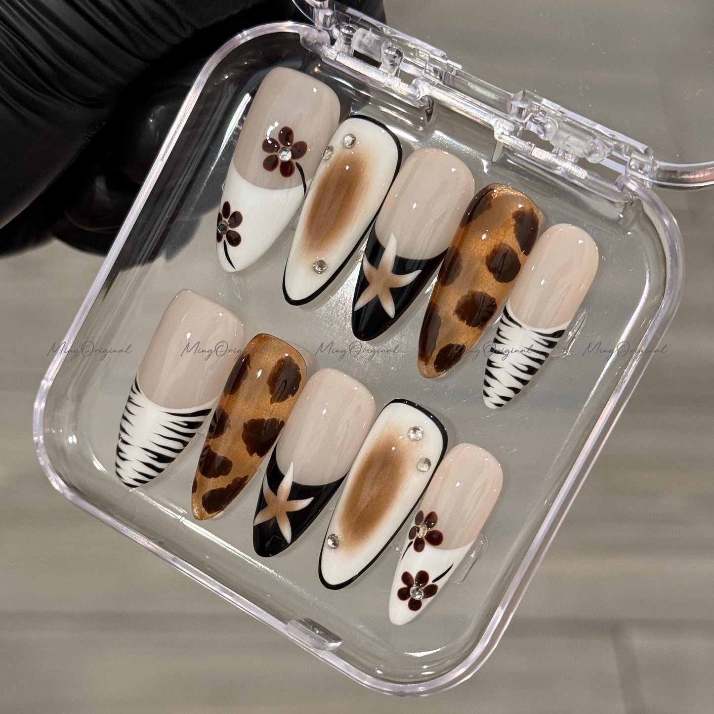 Tortoise shell and flower free style Press on Nails, animal print French tip glue on nail, holiday birthday gift for her,MO412