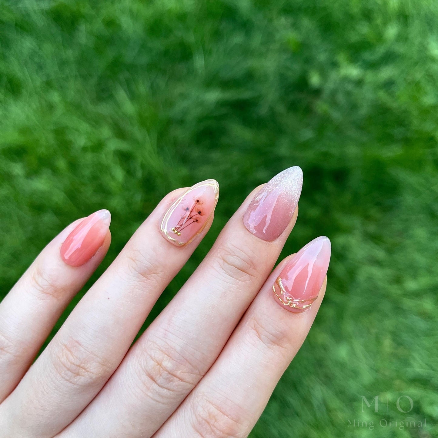 Pink ombre with flower art nail, cat eye, Premium Press on Nails, Fake Nails, Handmade Gel Nails, Jelly Nails, glittery nail, gold chrome