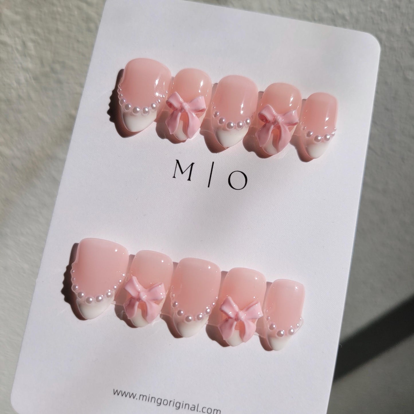 Cute soft pink bow coquette and pearl Press on Nails, French tip handmade Nails, fake nail, reusable nails, glue on nail, MO275