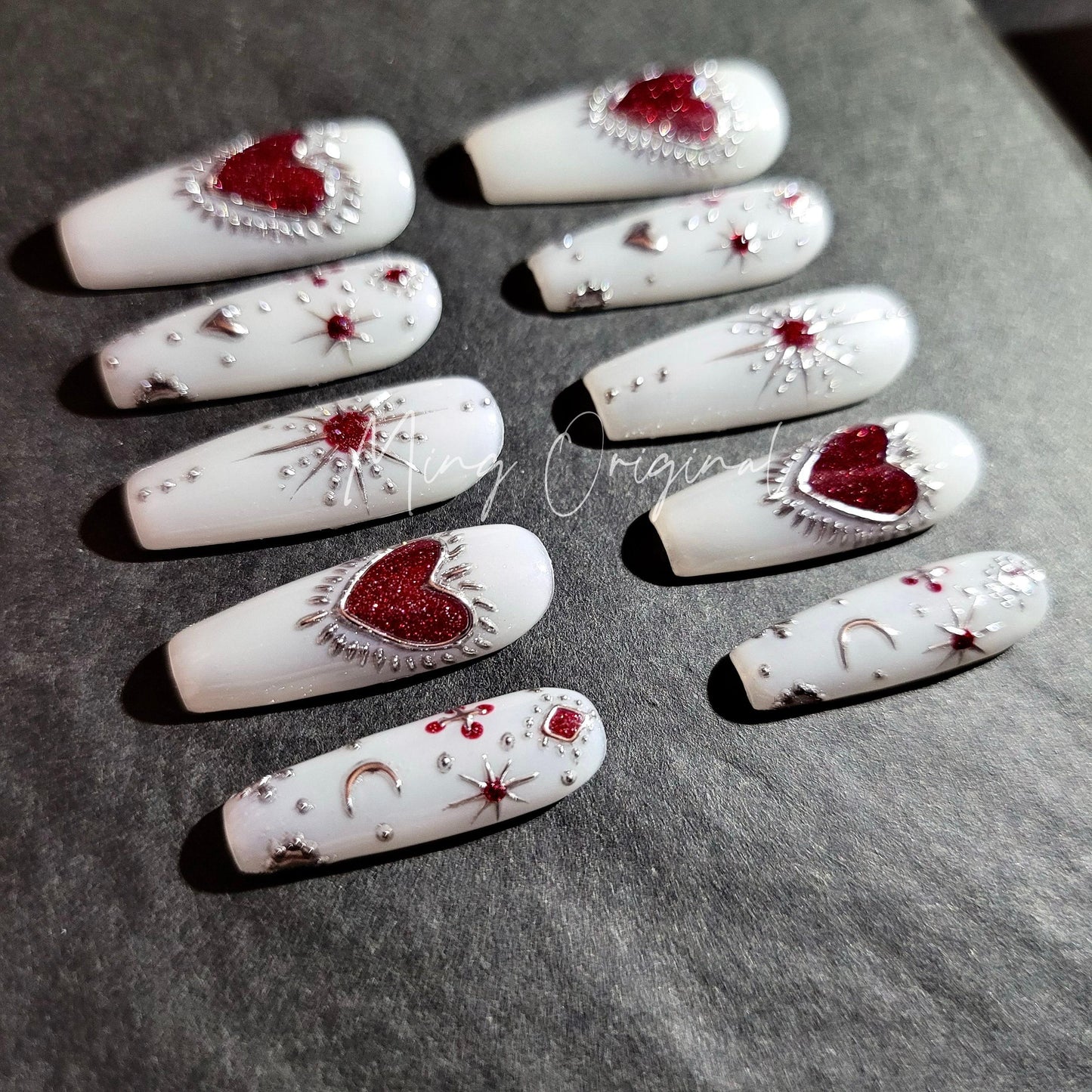 Milky white Silver Glittery heart chrome Press on Nails, hand painted free style heart handmade Nails, vintage style