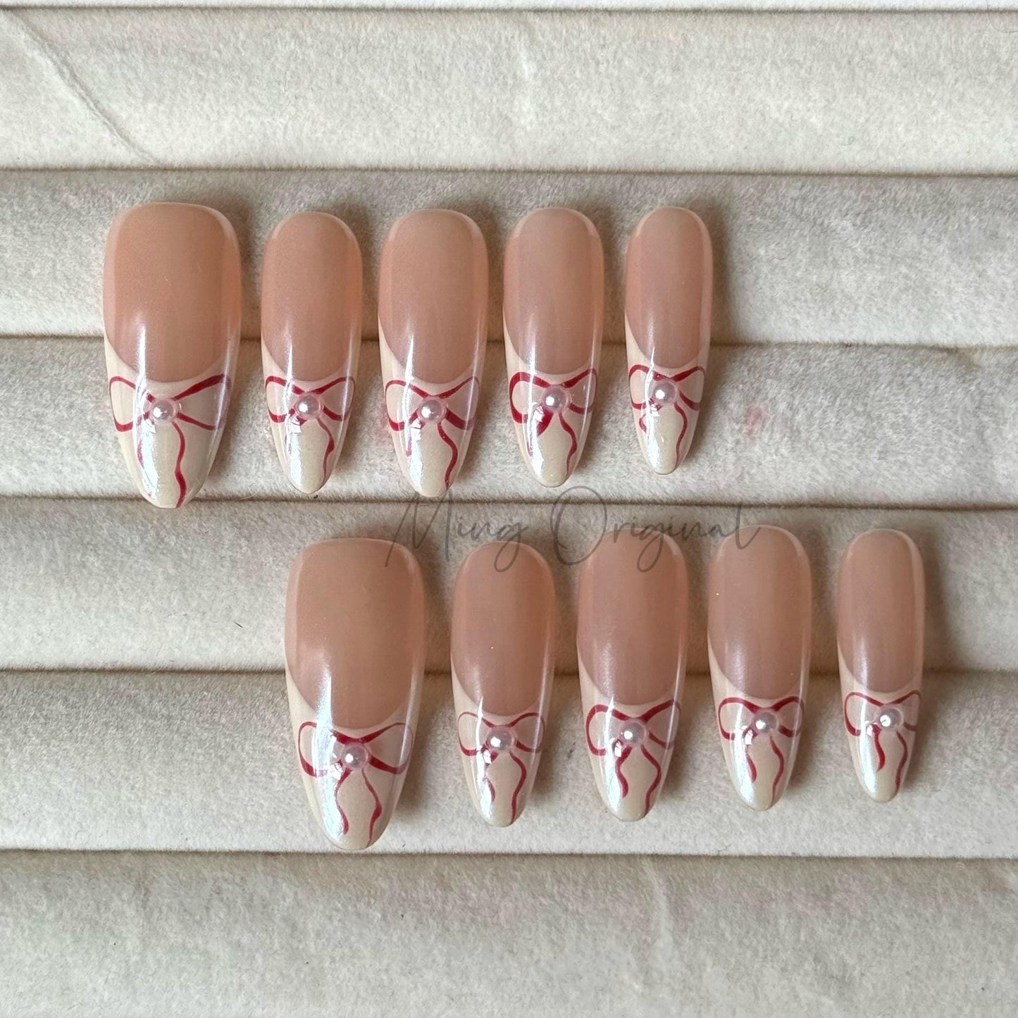 Simple white classy French tip with red bow coquette Press on Nails, French girly handmade Nails, glue on nail, birthday gift for her MO449