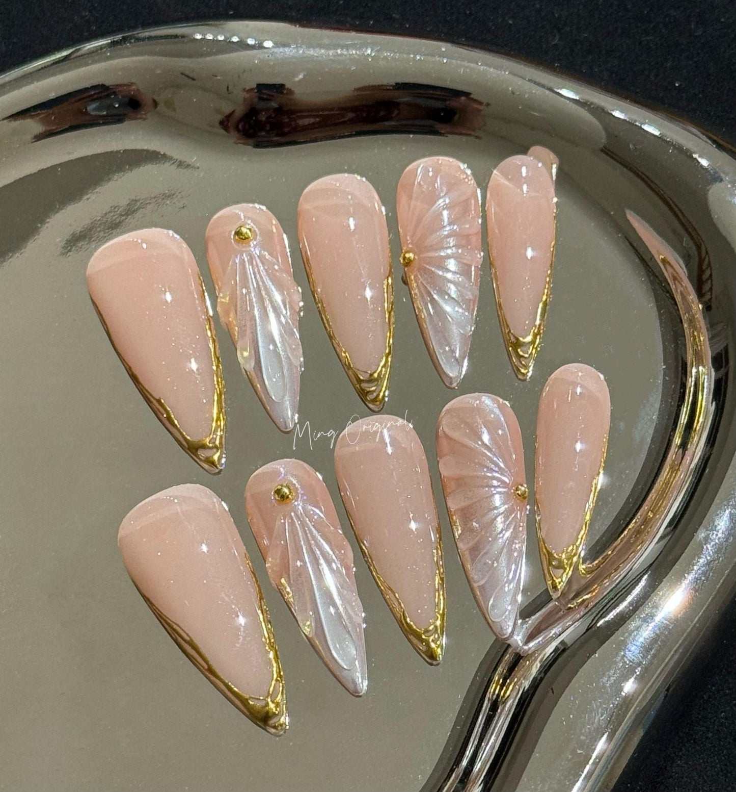 3D pearlescent mermaid press on nails, gold chrome detail nail, Aura Seashell reusable nail, nude jelly fake nail, gift for her