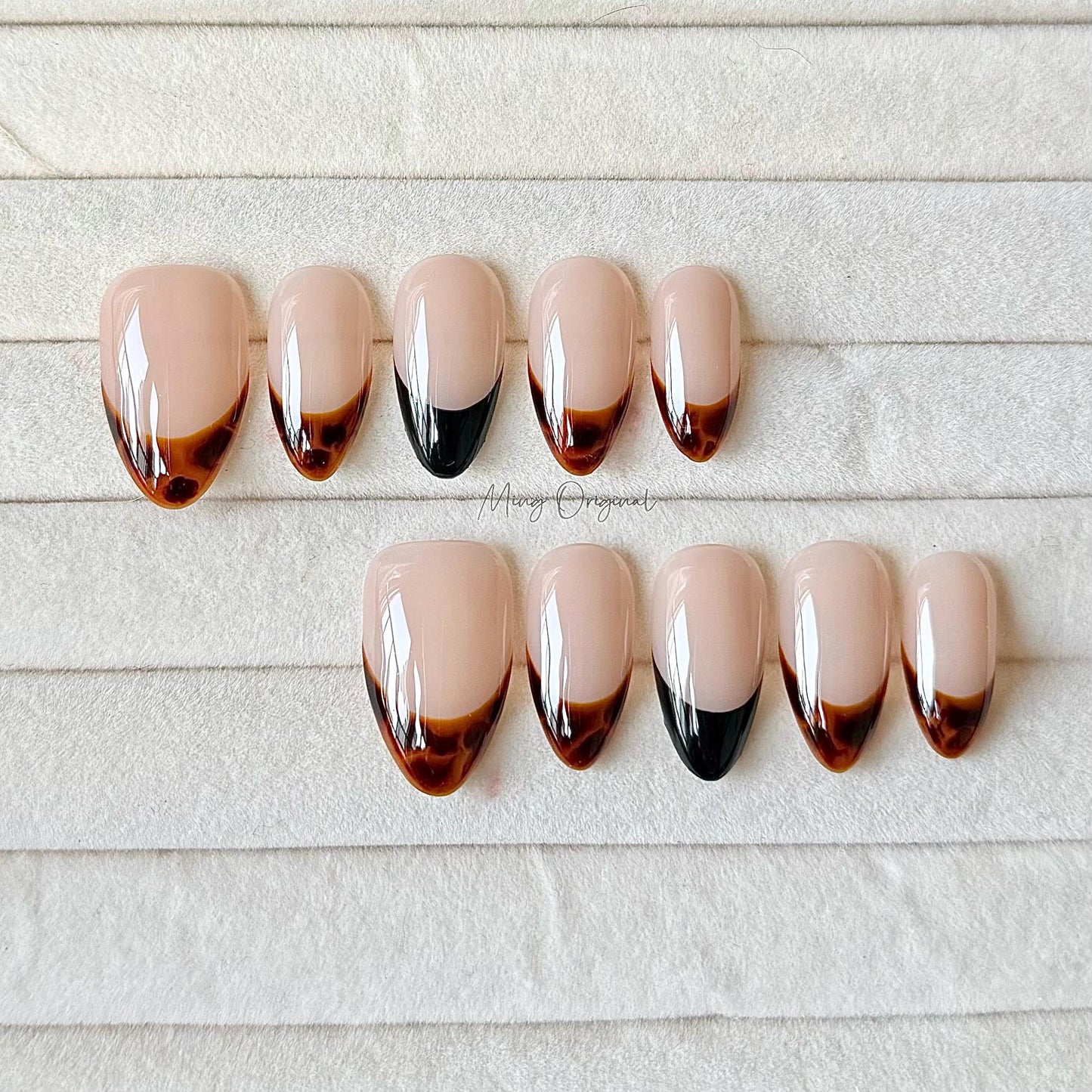 Classic French tip Tortoise Shell Amber water blooming Press on Nails, Jelly hand painted nail, fall winter nail,gift for her,MO360