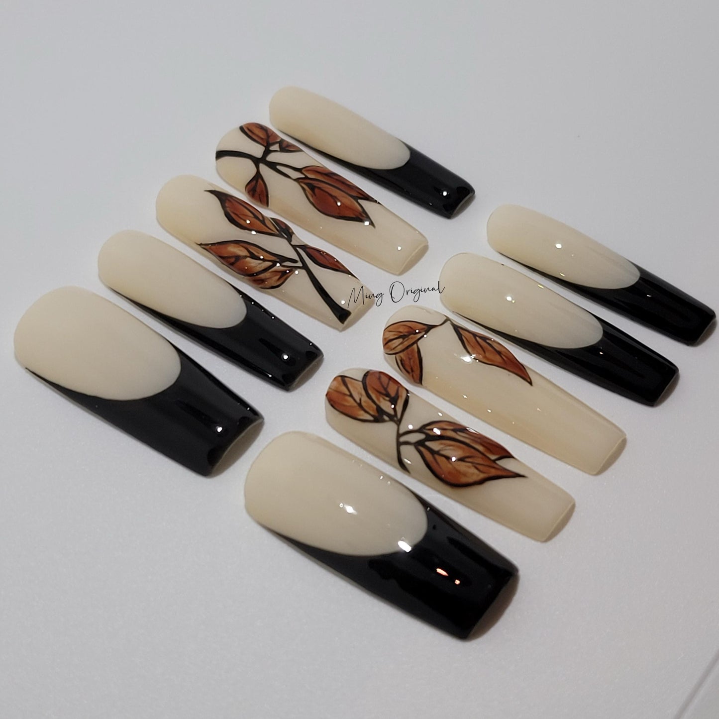 Autumn leaf Nail press on, black French and realistic leaf art nail, Luxury Handmade Nails, glue on nail, gift for her, MO405