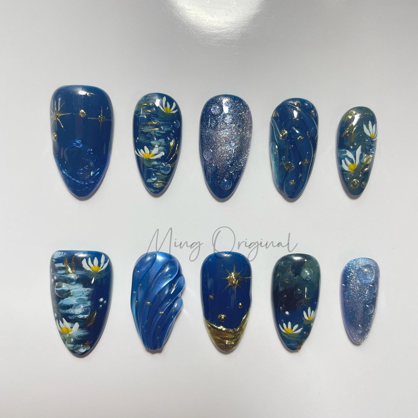 Oil Painting Midnight Daisy with twinkle stars press on nail, Mystery Blue and Gold, 3d Swirl Mermaid, wedding birthday gift for her, MO457