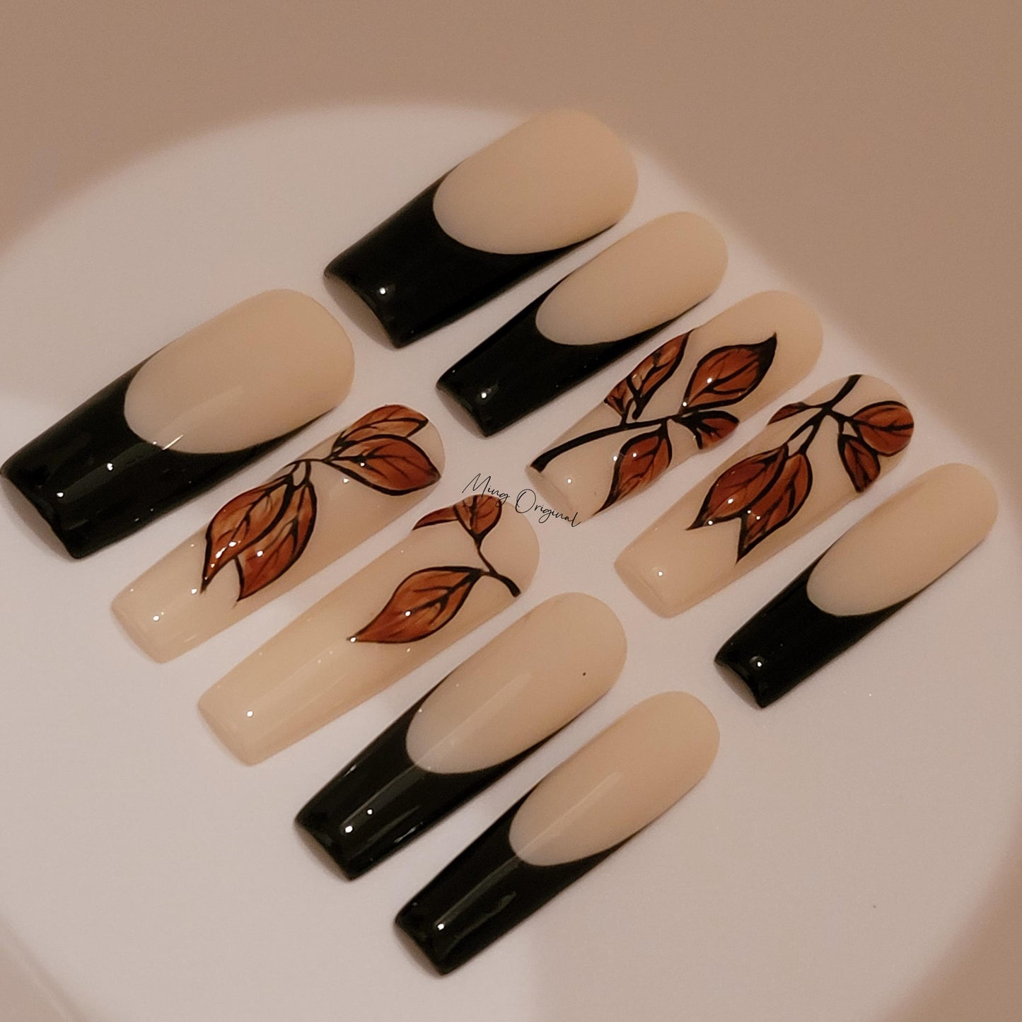 Autumn leaf Nail press on, black French and realistic leaf art nail, Luxury Handmade Nails, glue on nail, gift for her, MO405