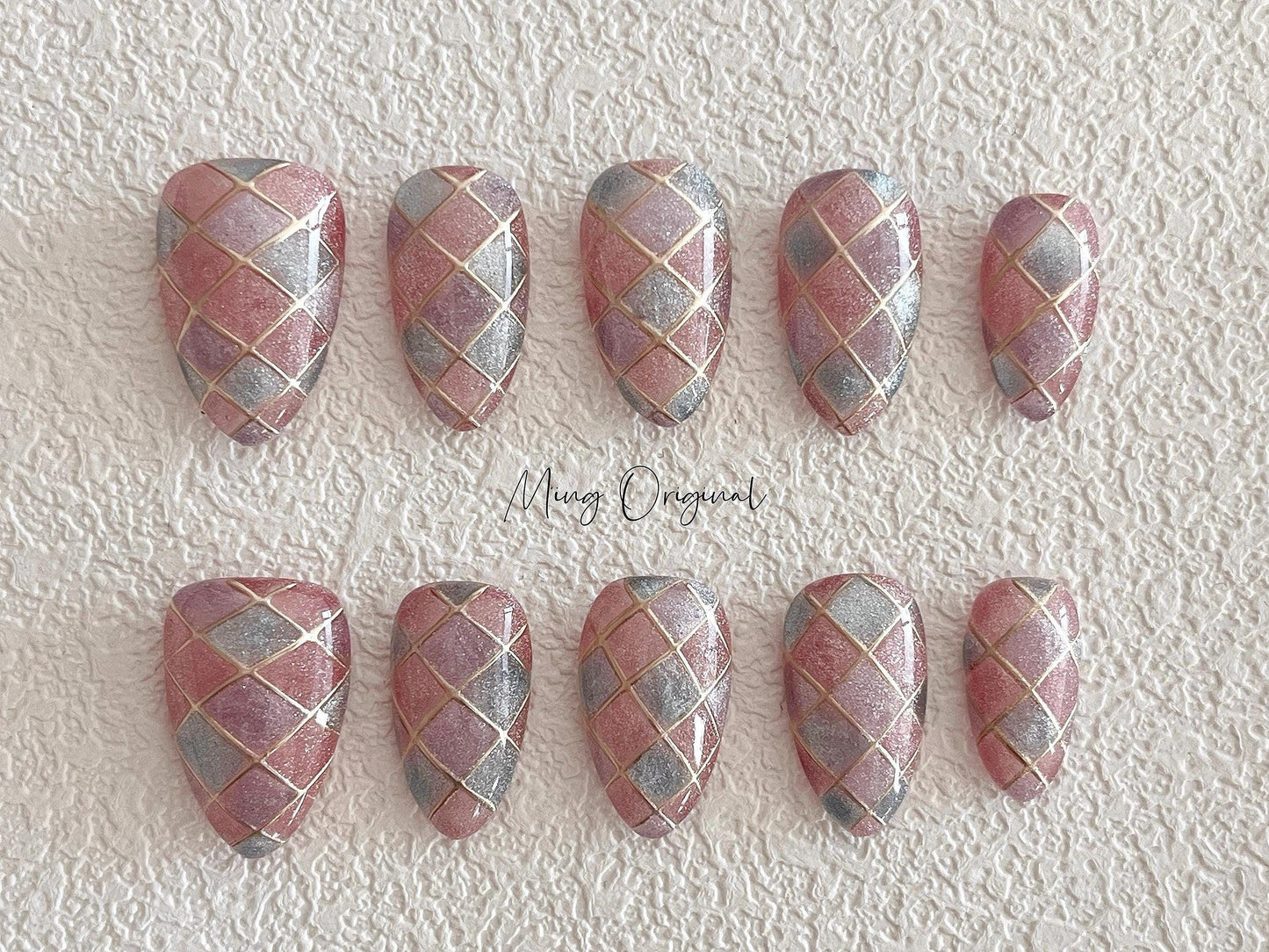 Diamond pattern multicolored cat eye press on nails, glittery pink purple nails, gold lines ,sparkly nail, valentine gift for her,MO407
