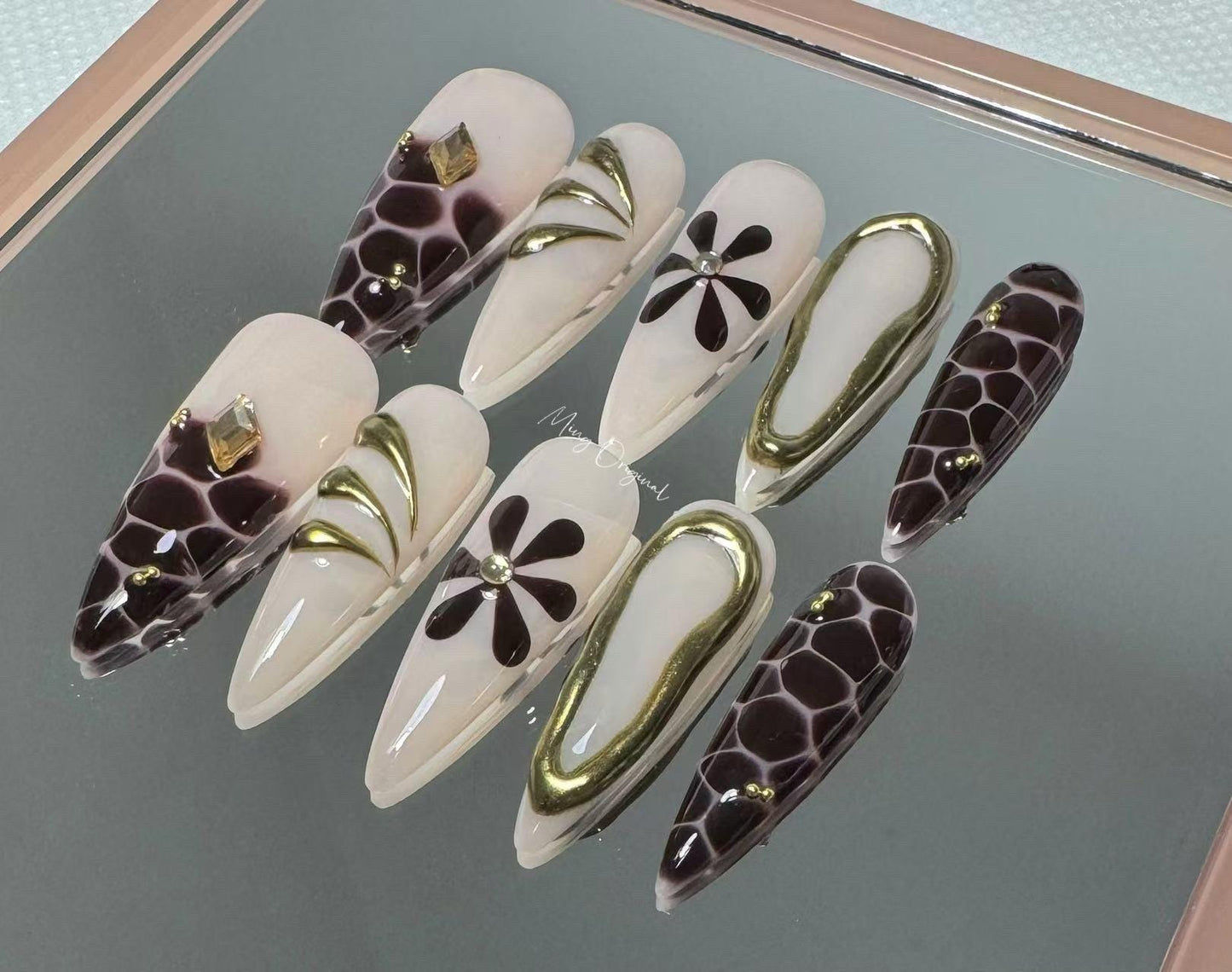 Croc print Autumn Flower 3D Free Style press on nails, Floral Nail, abstract 3d gold line, glue on nail, birthday holiday gift for her MO308