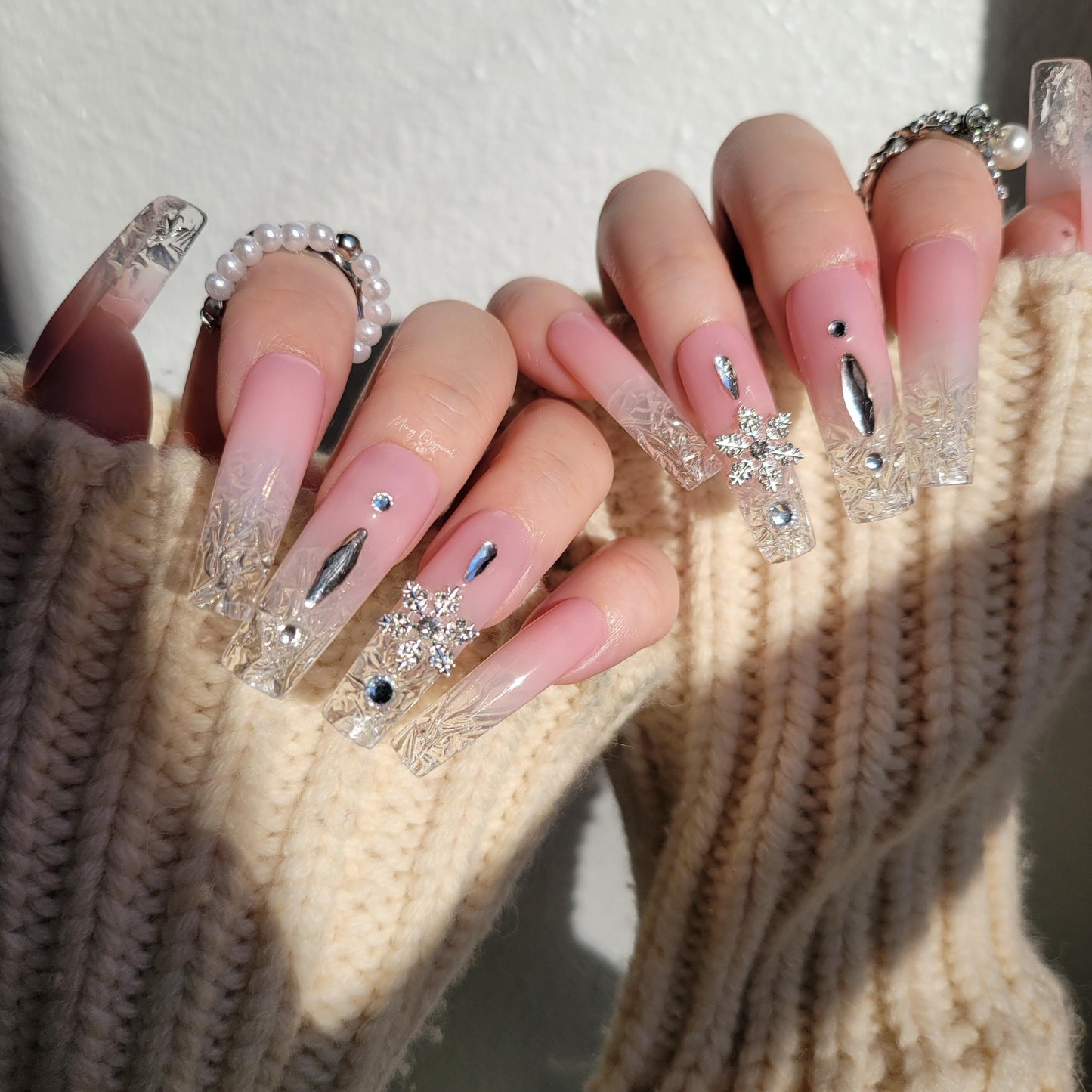 Christmas Icey tip Press on Nails, snowflake crystal broken glass winter handmade Nails, pink clear tip Jelly Nails, MO280