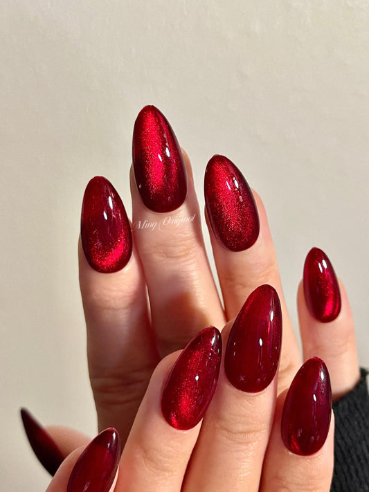 Miss Red velvet Japanese art nail, press on nails, glue on cat eye nails, reuse nails, jelly fake nail, glitter shine Christmas nail