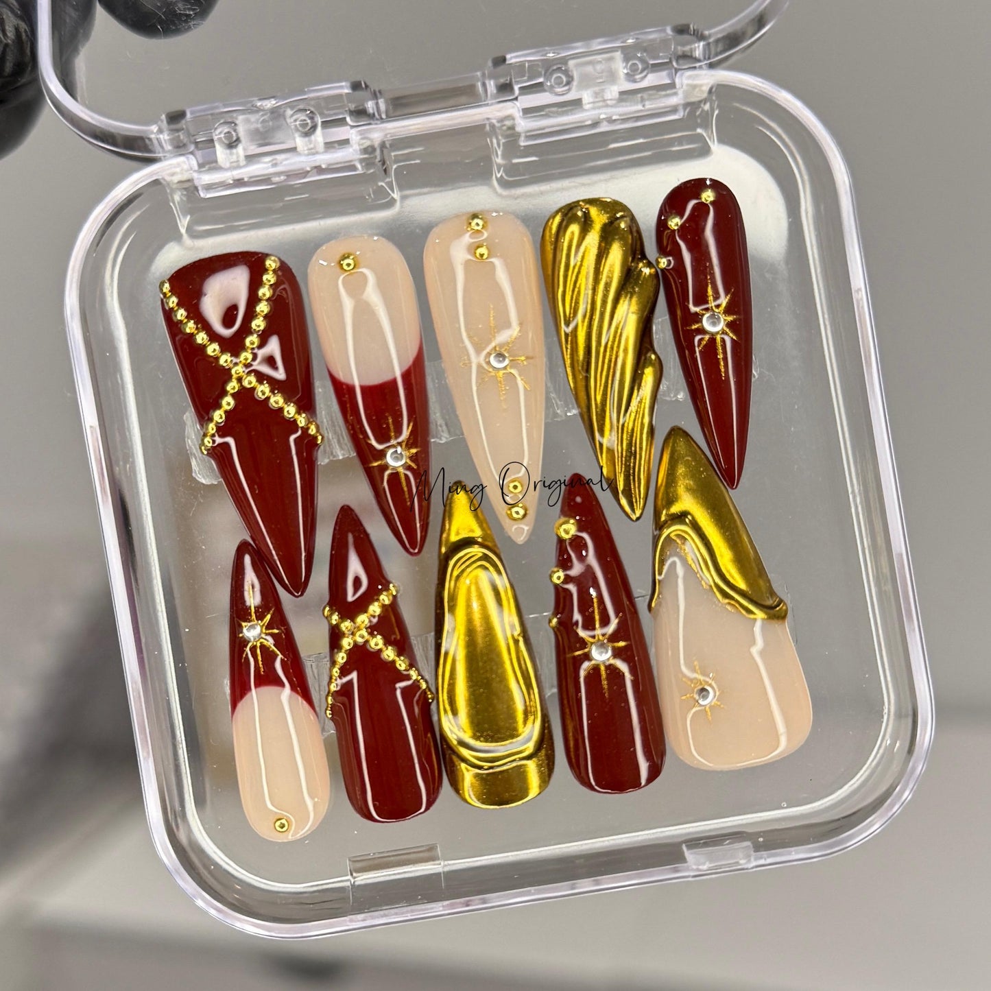 3D red and gold free style press on nails, gold chrome detail nail, heart and Star glue on nail, nude jelly fake nail, gift for her,MO422