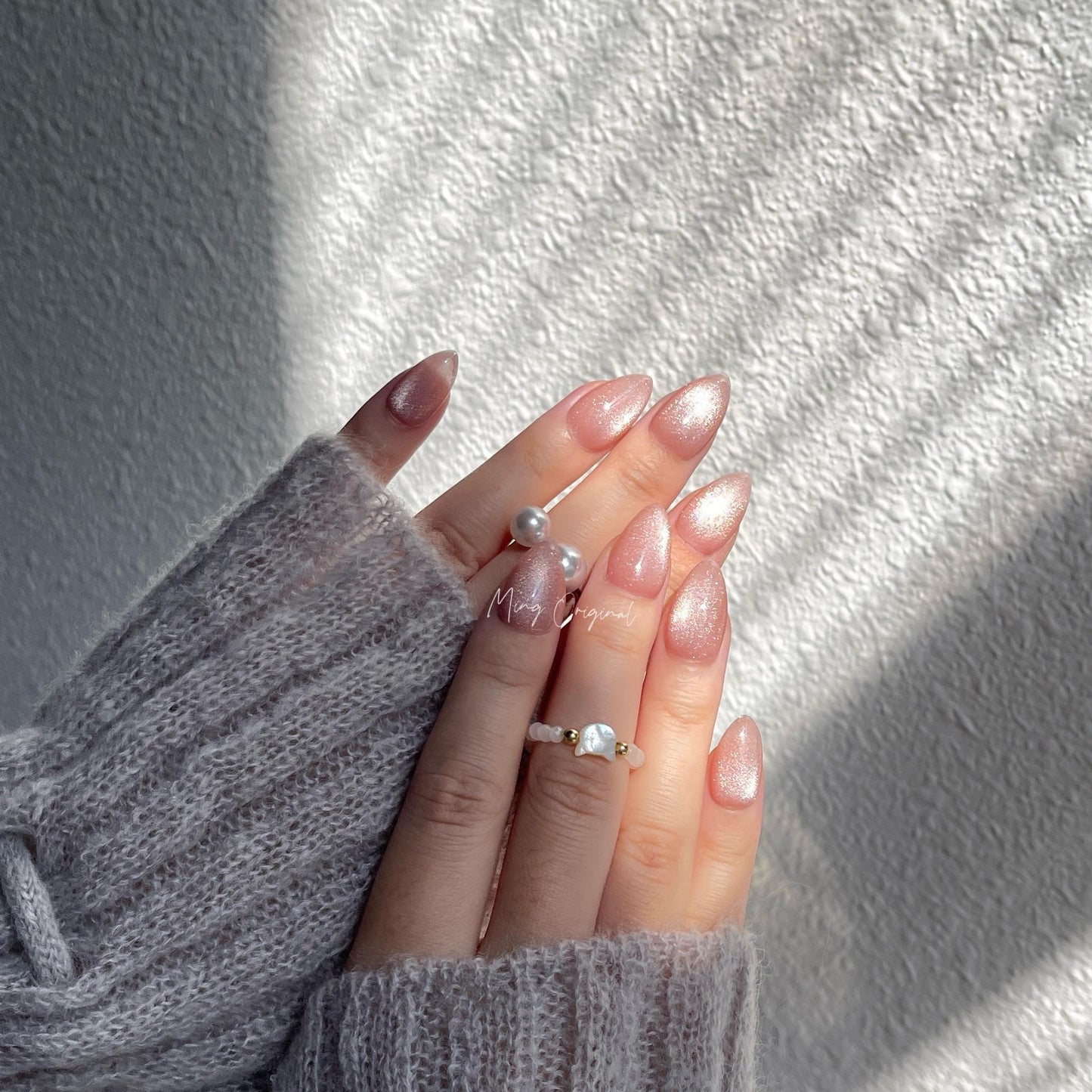 Simple natural look nude pink cat eye, magnetic cat eye press on nails, semitransparent reuse nails, glitter fake nail