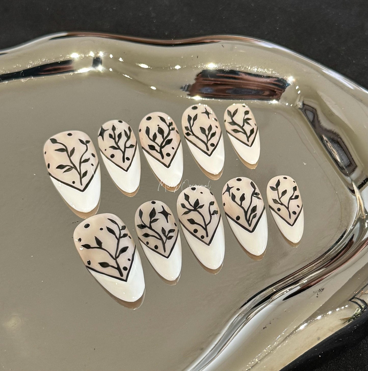Black Leaf Artistic French Tip Nail , witchy handpainted press on nails, Holiday Fake Nails, Gifts for Her