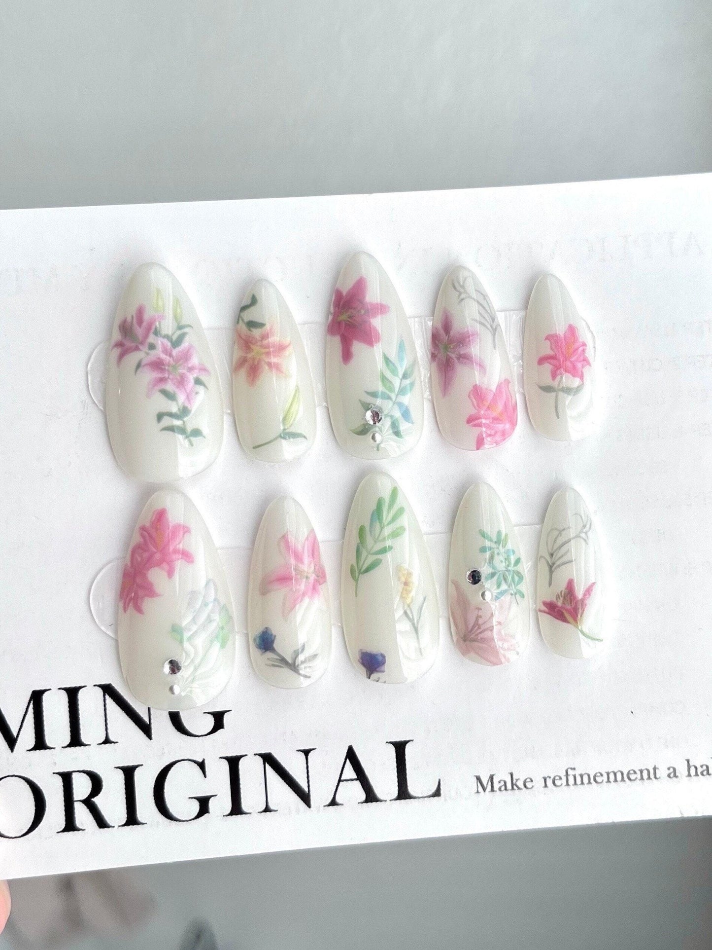 Da Milk Bath | Floral Press on Nails, Rhinestones Fake Nails, Handmade Gel Nails, Jelly Nails, jewel nail