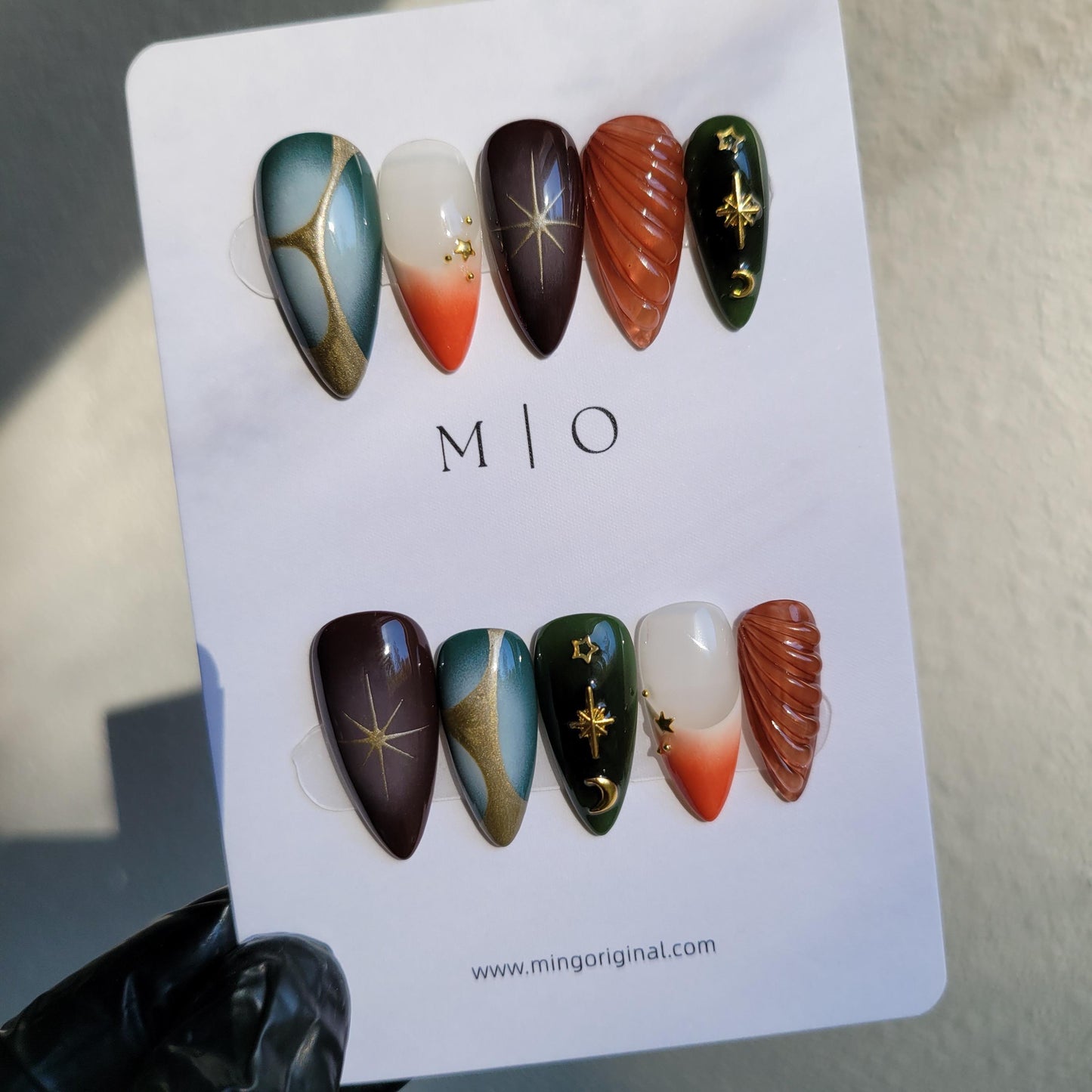 Free style ombre chrome Press on Nails, hand painted autumu handmade Nails with gold charm stars, vintage style