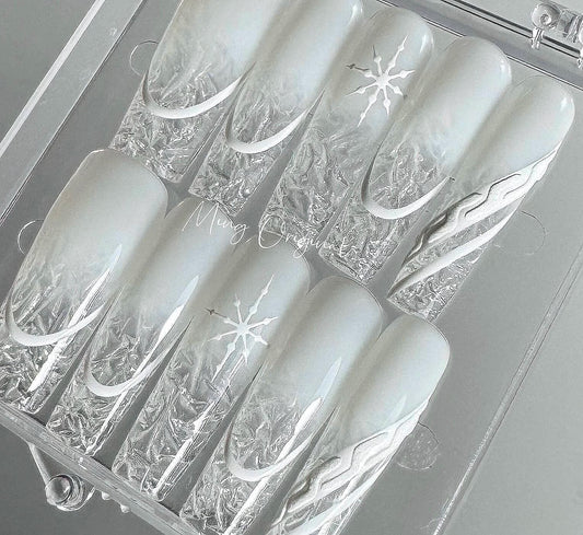 White Christmas Icey French tip Press on Nails, snowflake broken glass winter handmade Nails, snow white ombre clear tip Jelly Nails, MO338