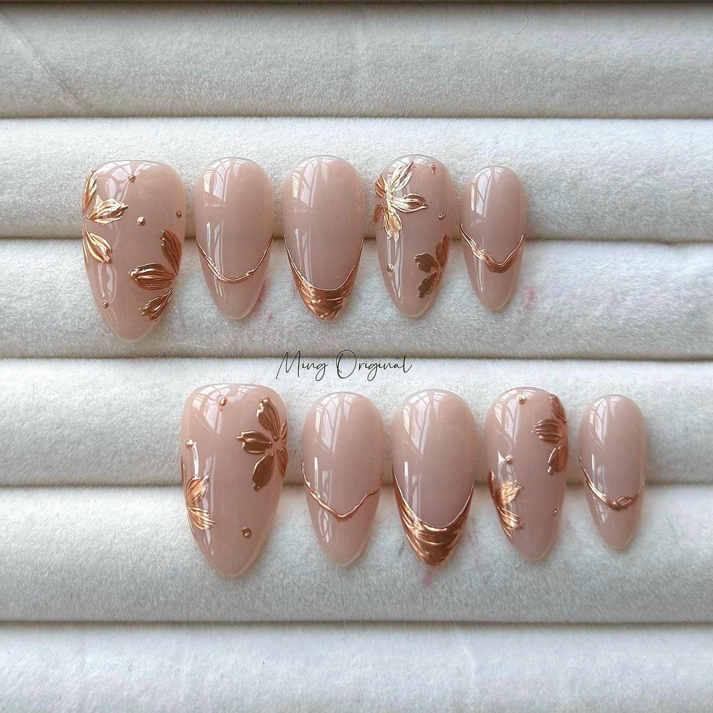 Elegant Chrome gold flower press on nails, Everyday nail, nude handmade art nail, wedding bridal nail,  gift for her, MO396