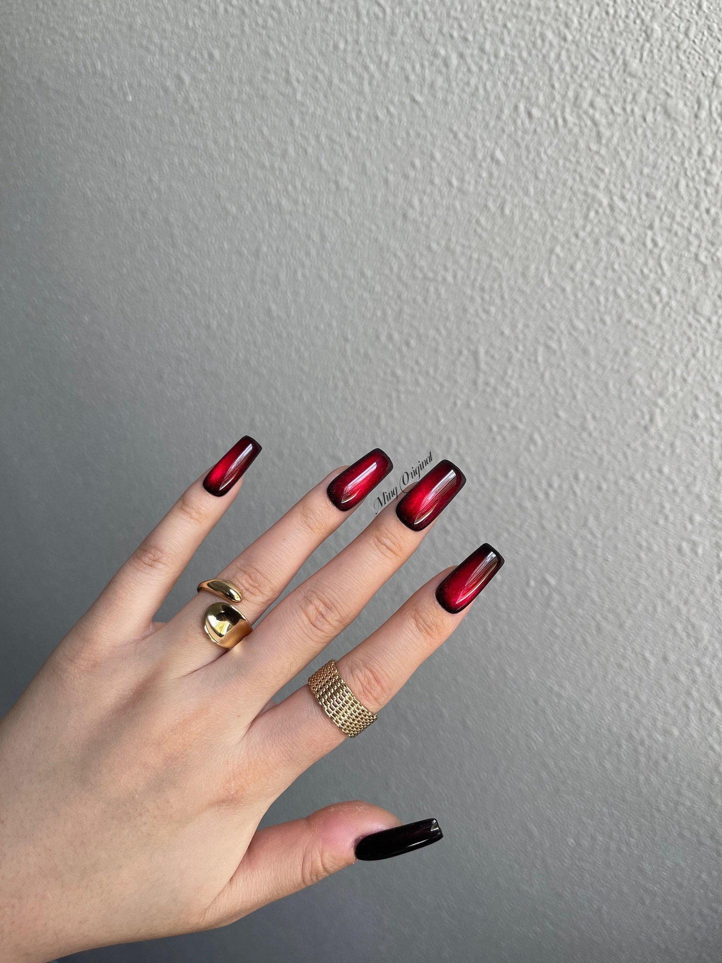 Da Vampire| red cat eye press on nails, black nails, reuse nails, jelly fake nail, glitter shine gel nail