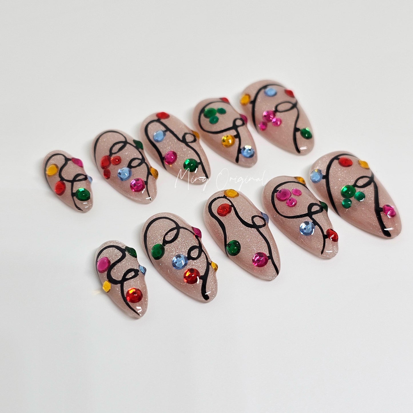 Christmas string lights rhinestone with mouse details press on nails, cat eye nail, jelly fake nail, New Year nail, Squiggly Line Nail