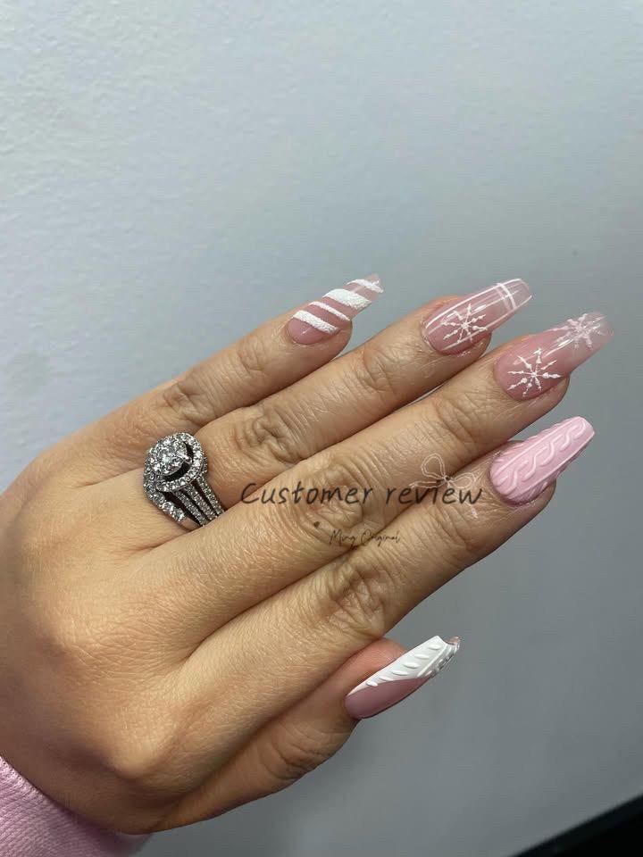 Pink Sweater Winter Xmas candy cane snowflake press on nails, Christmas and white glitter gel nail, glue on nail, gift for her,MO408