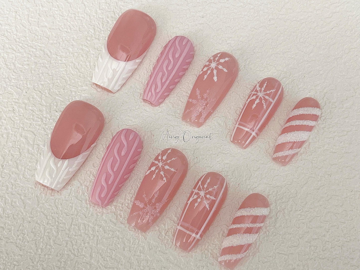 Pink Sweater Winter Xmas candy cane snowflake press on nails, Christmas and white glitter gel nail, glue on nail, gift for her,MO408